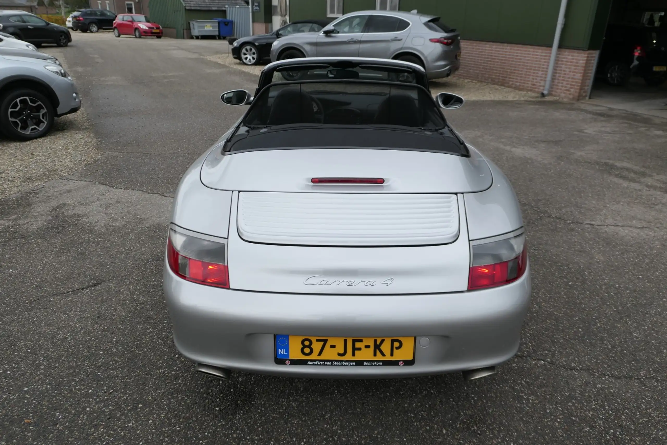 Porsche - 996