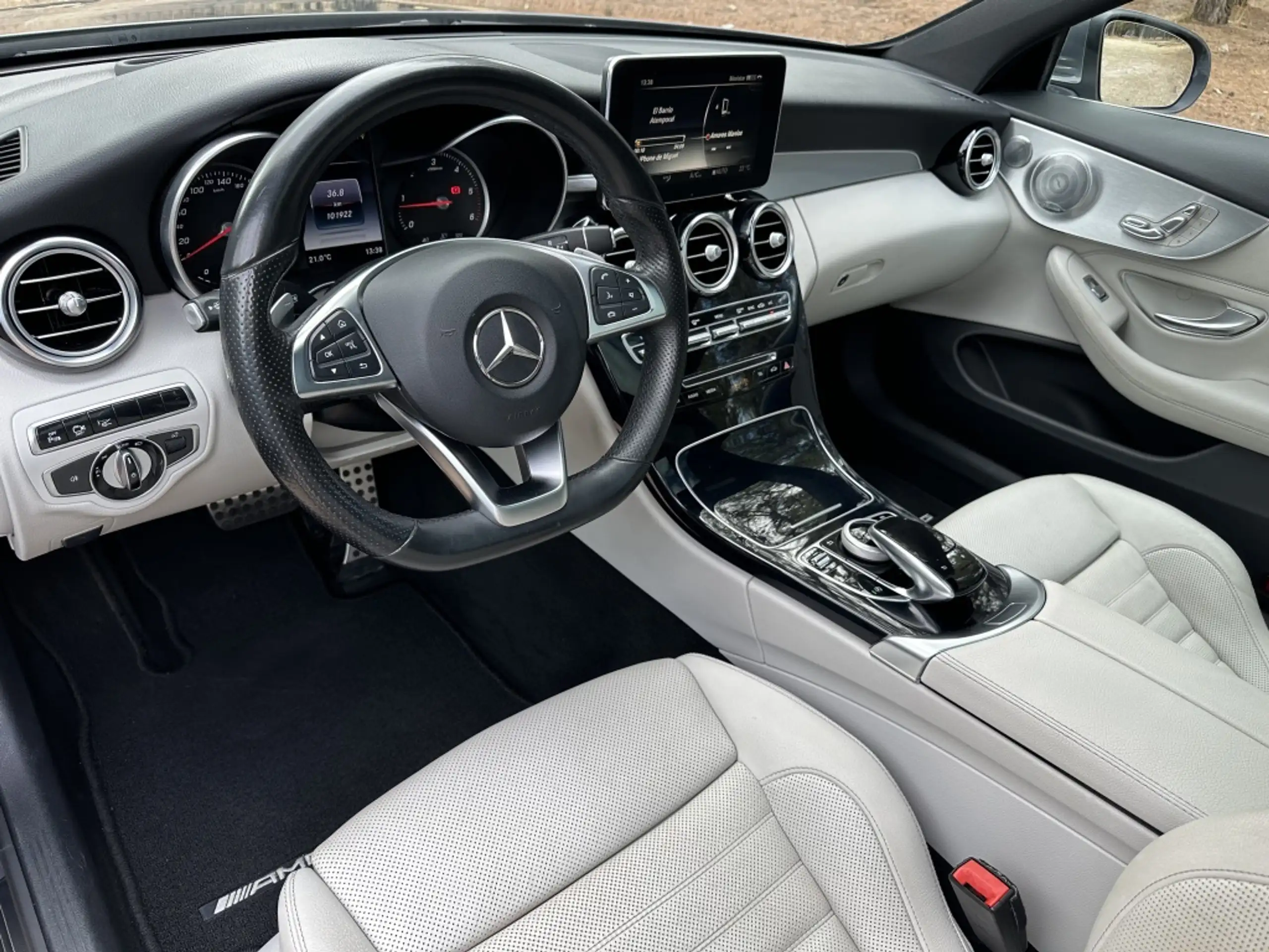 Mercedes-Benz - C 220