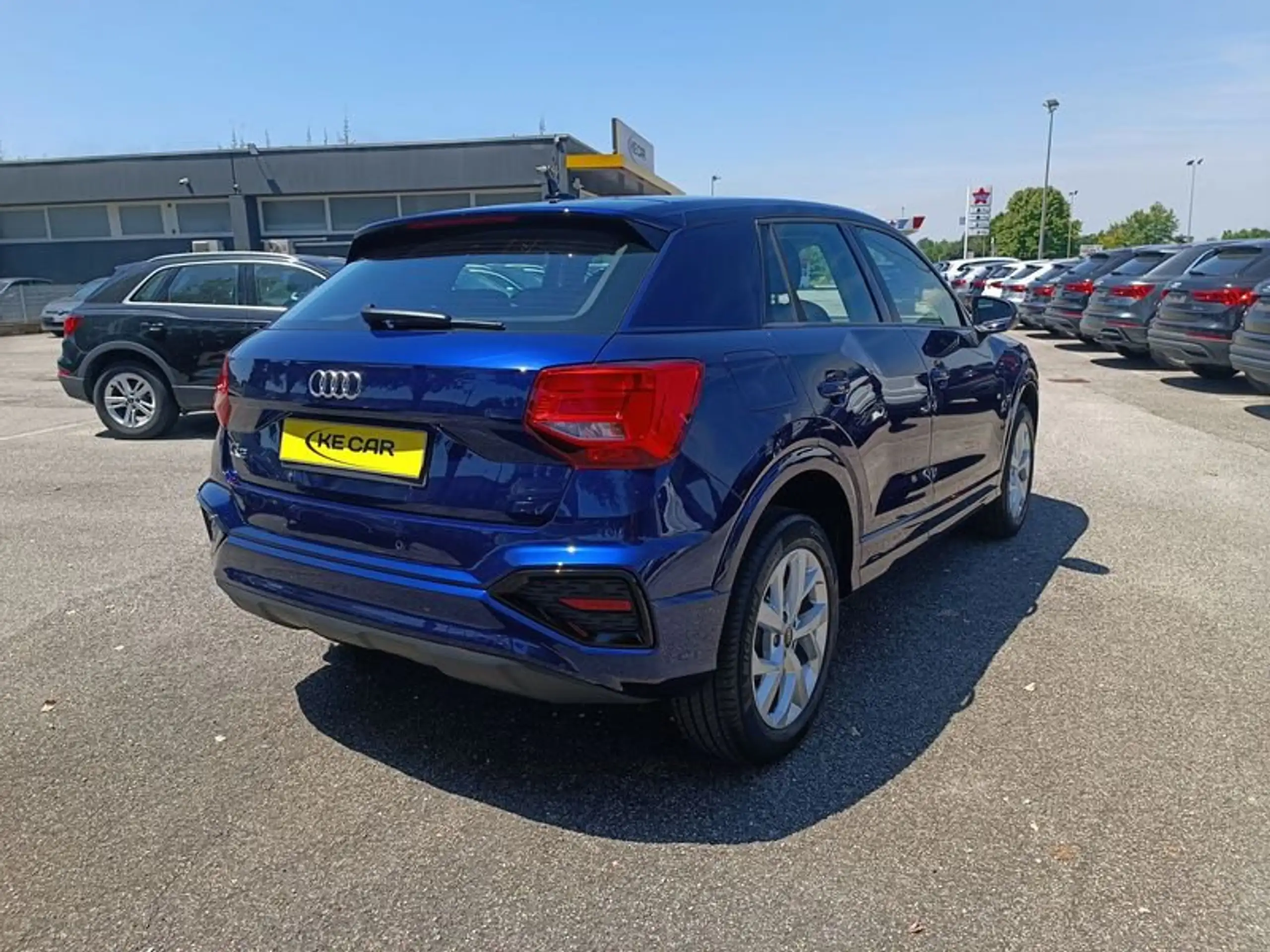 Audi - Q2