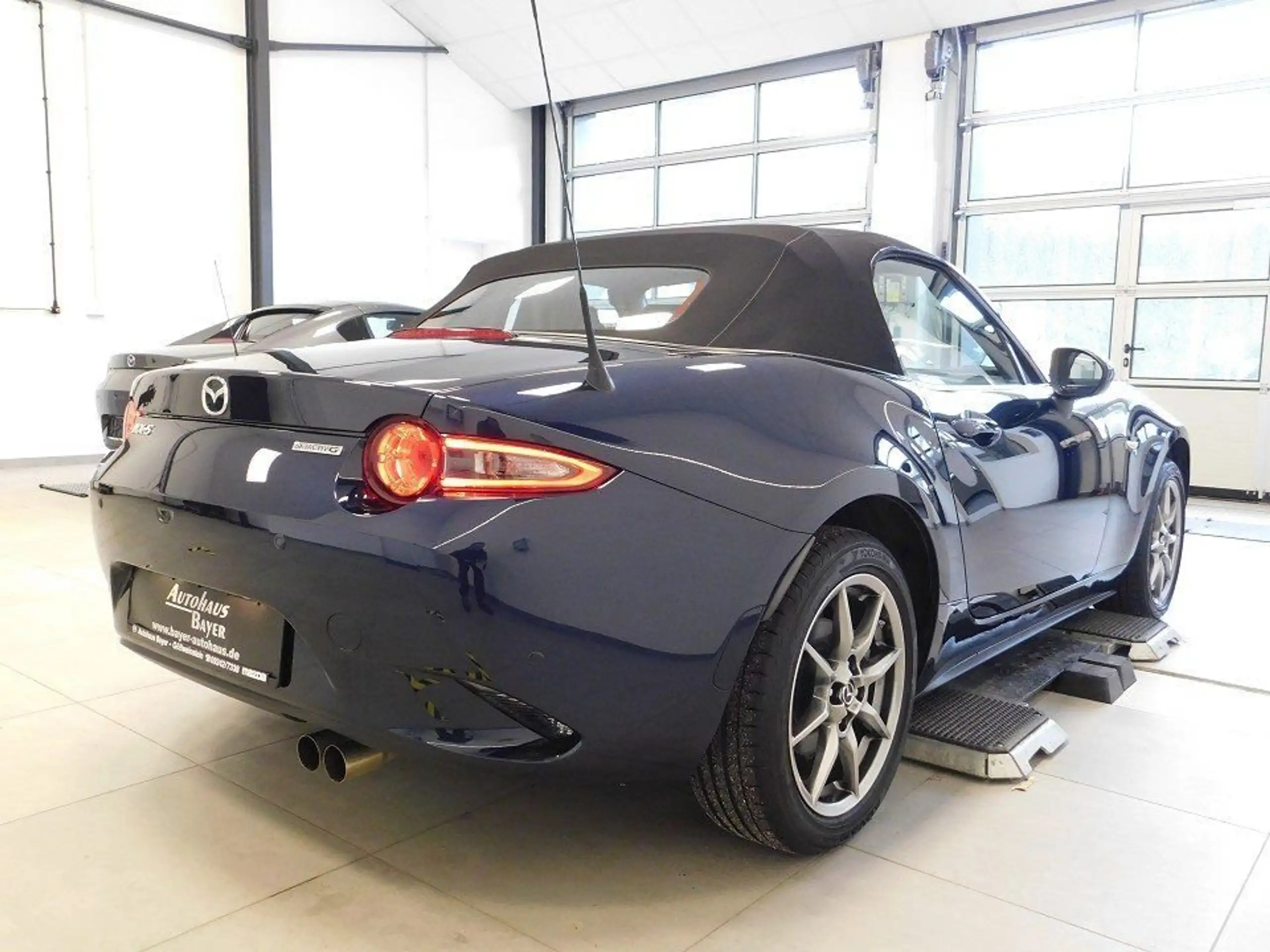 Mazda - MX-5