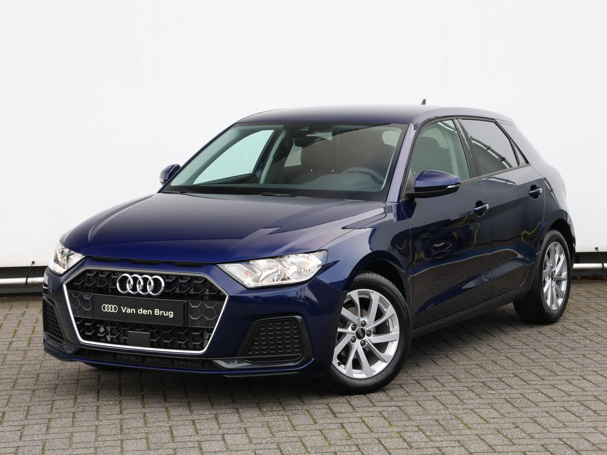 Audi - A1