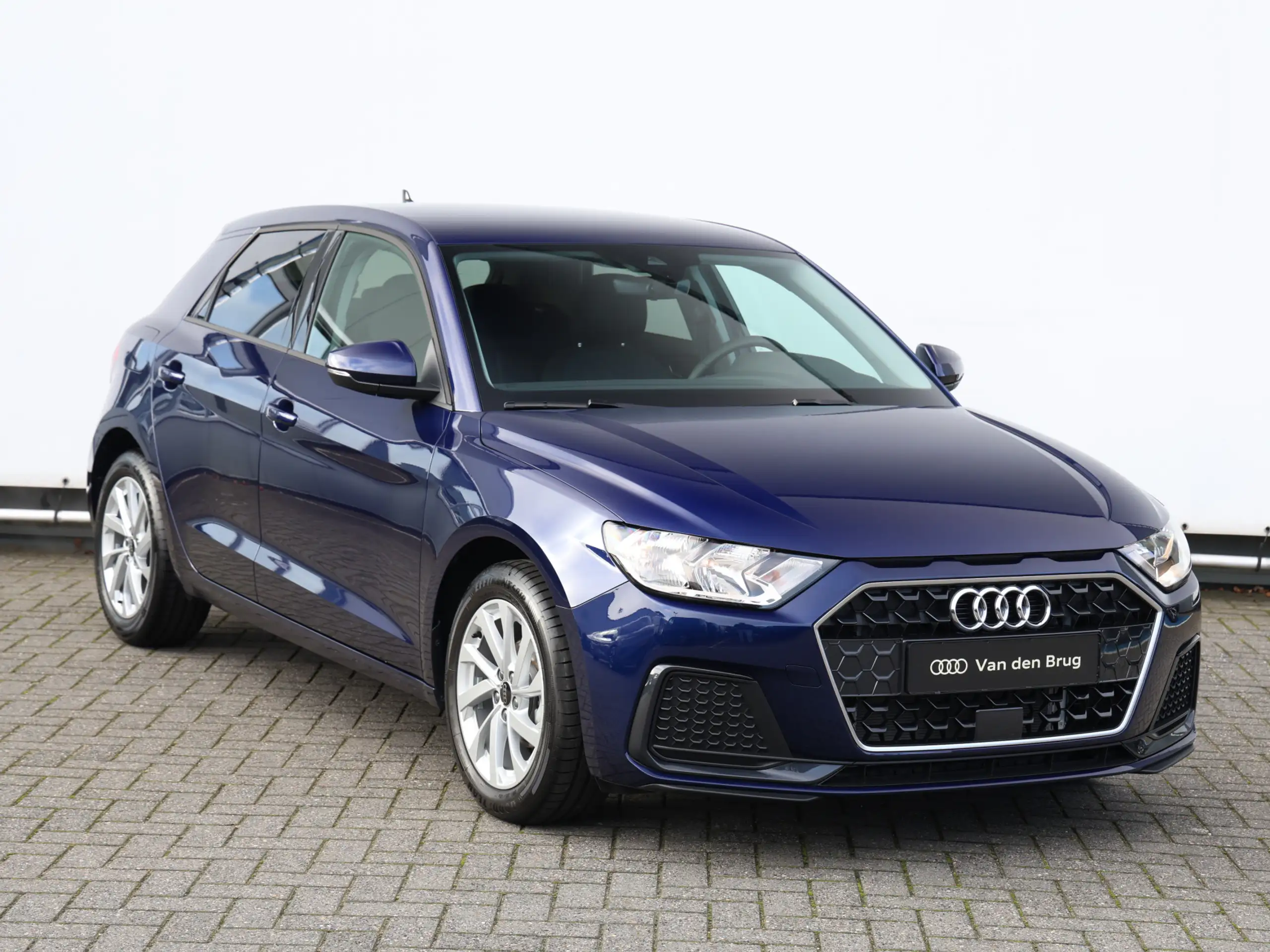 Audi - A1