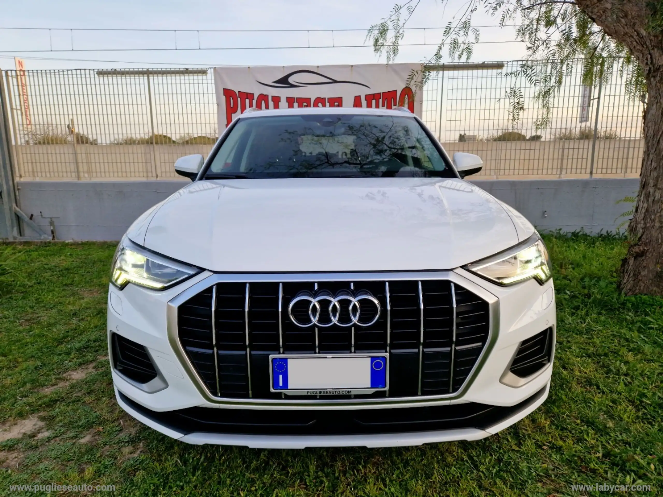 Audi - Q3