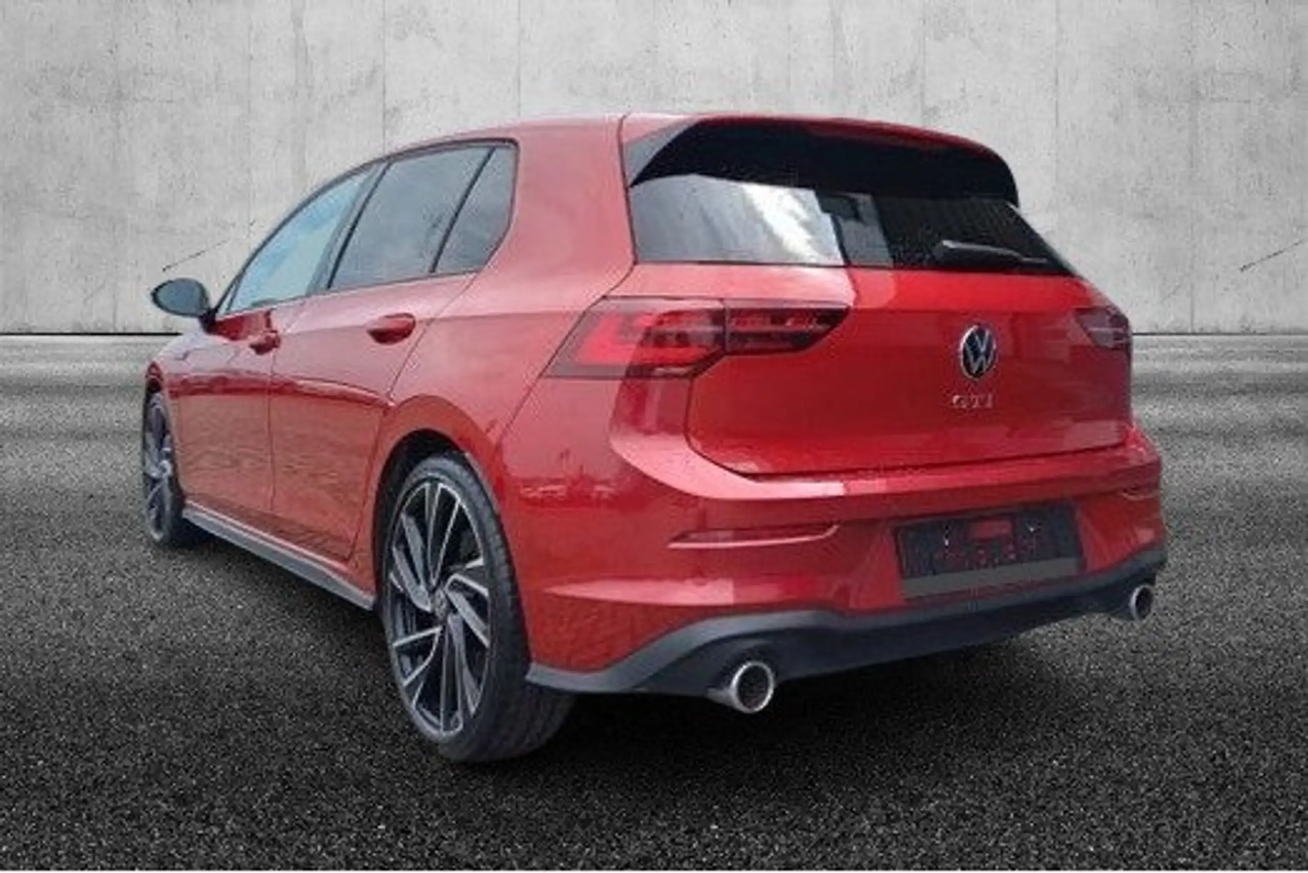 Volkswagen - Golf GTI