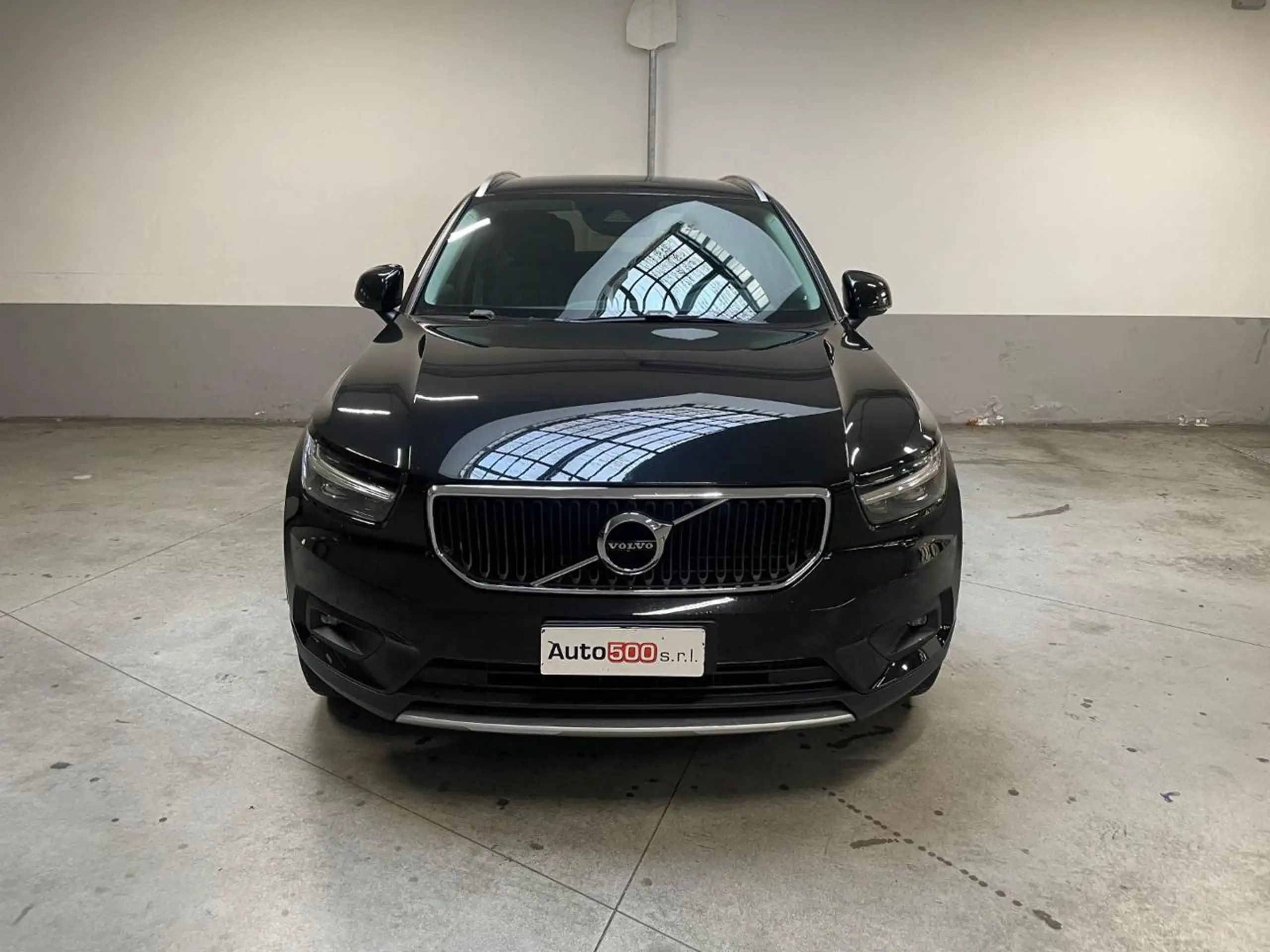 Volvo - XC40