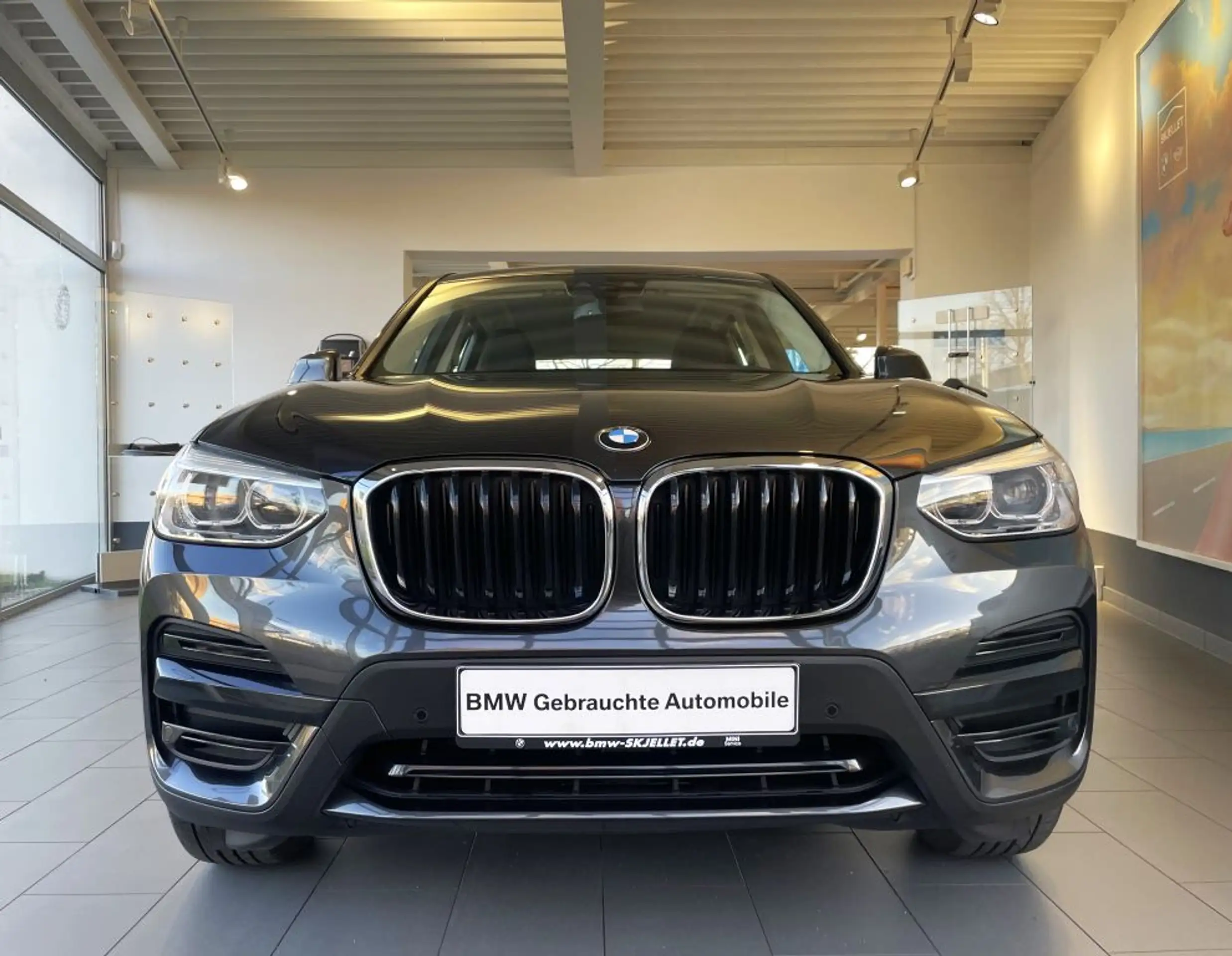 BMW - X3