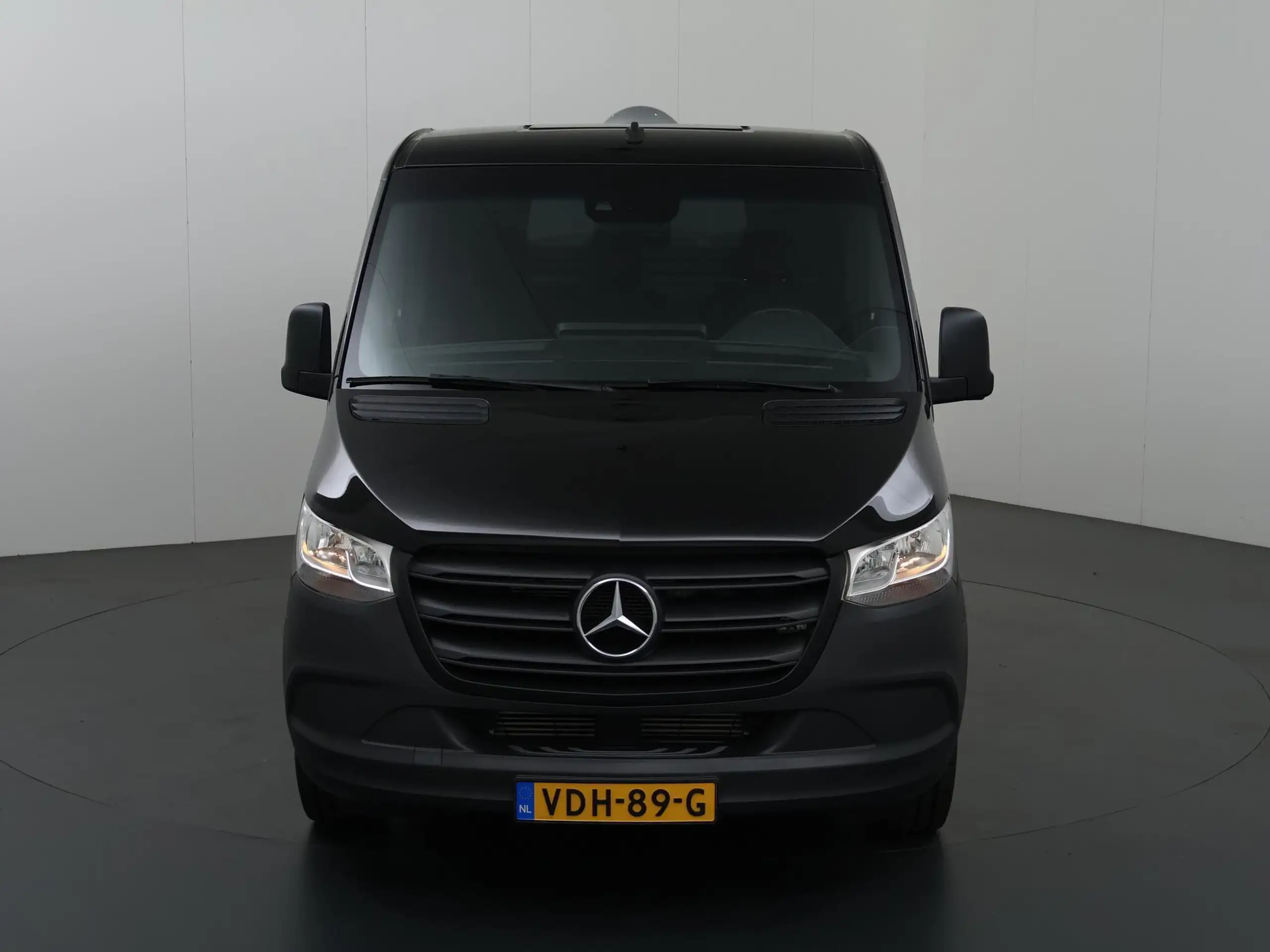 Mercedes-Benz - Sprinter