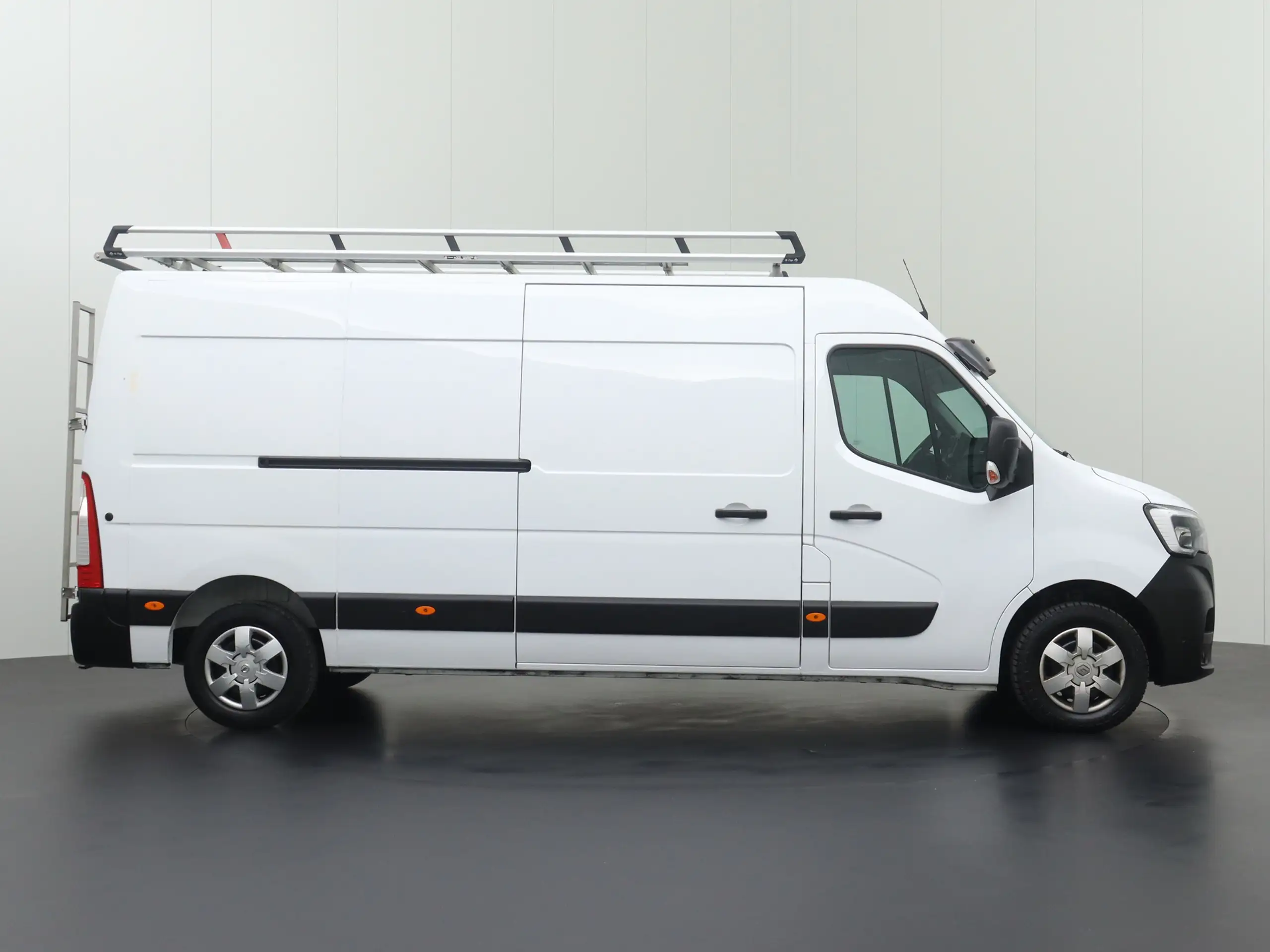 Renault - Master