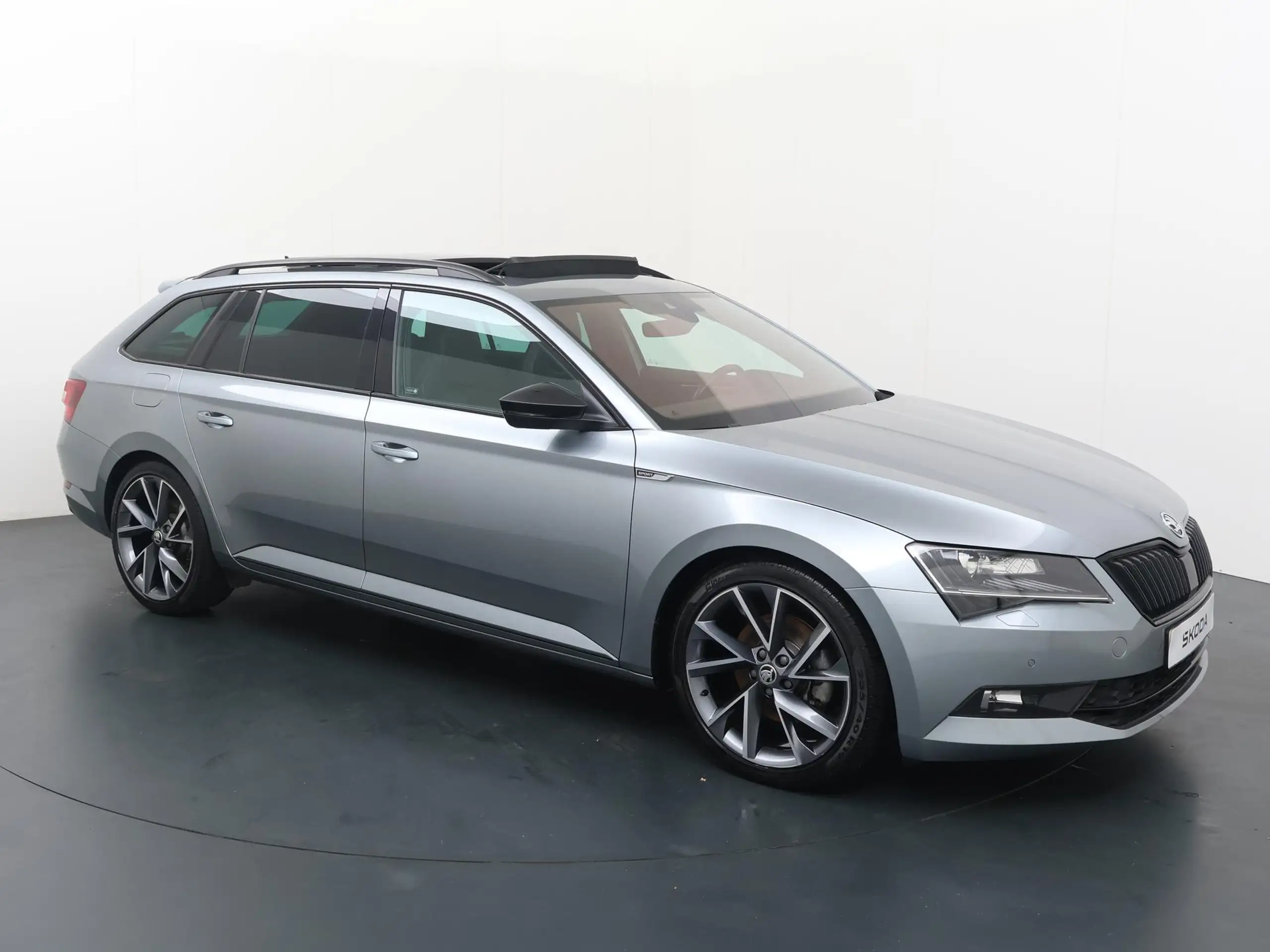 Skoda - Superb