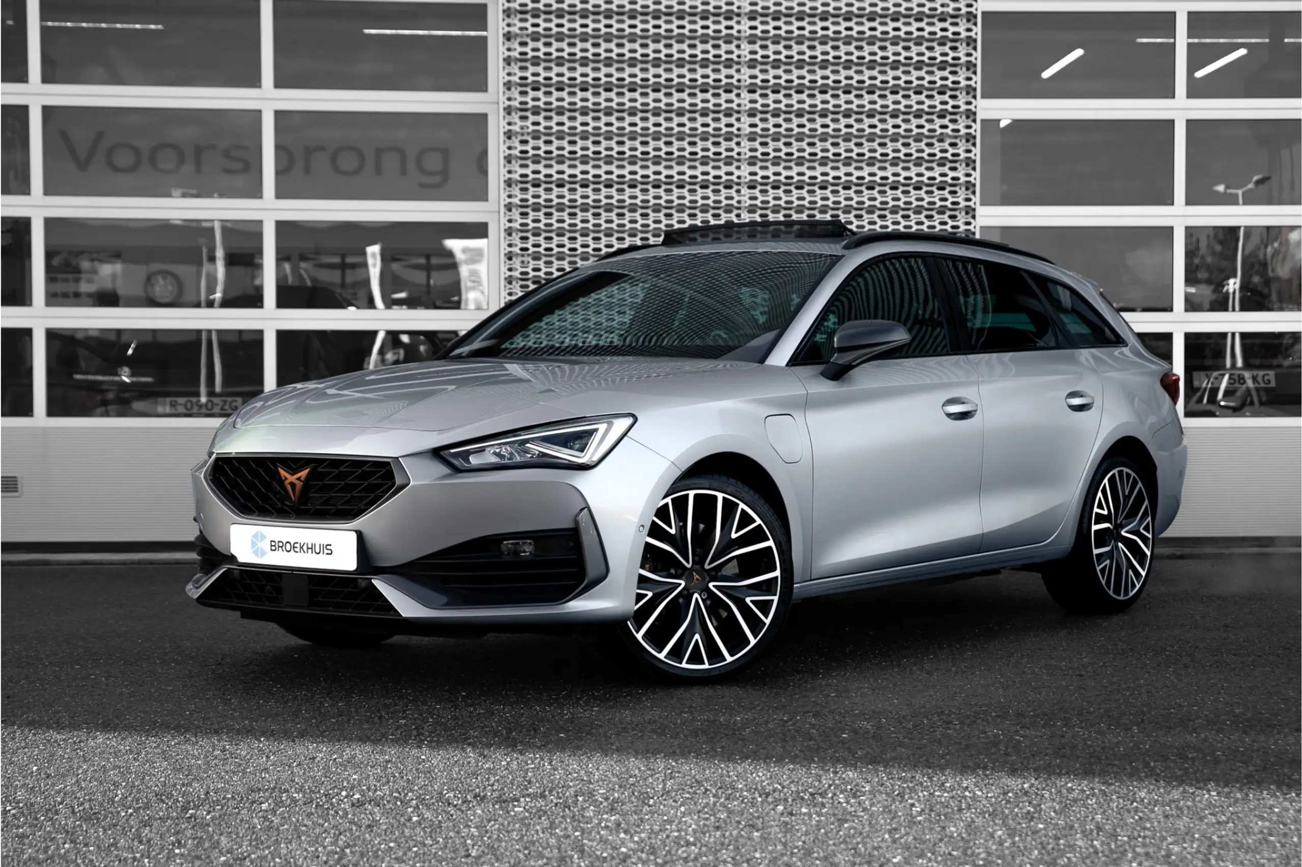 CUPRA Leon 2021