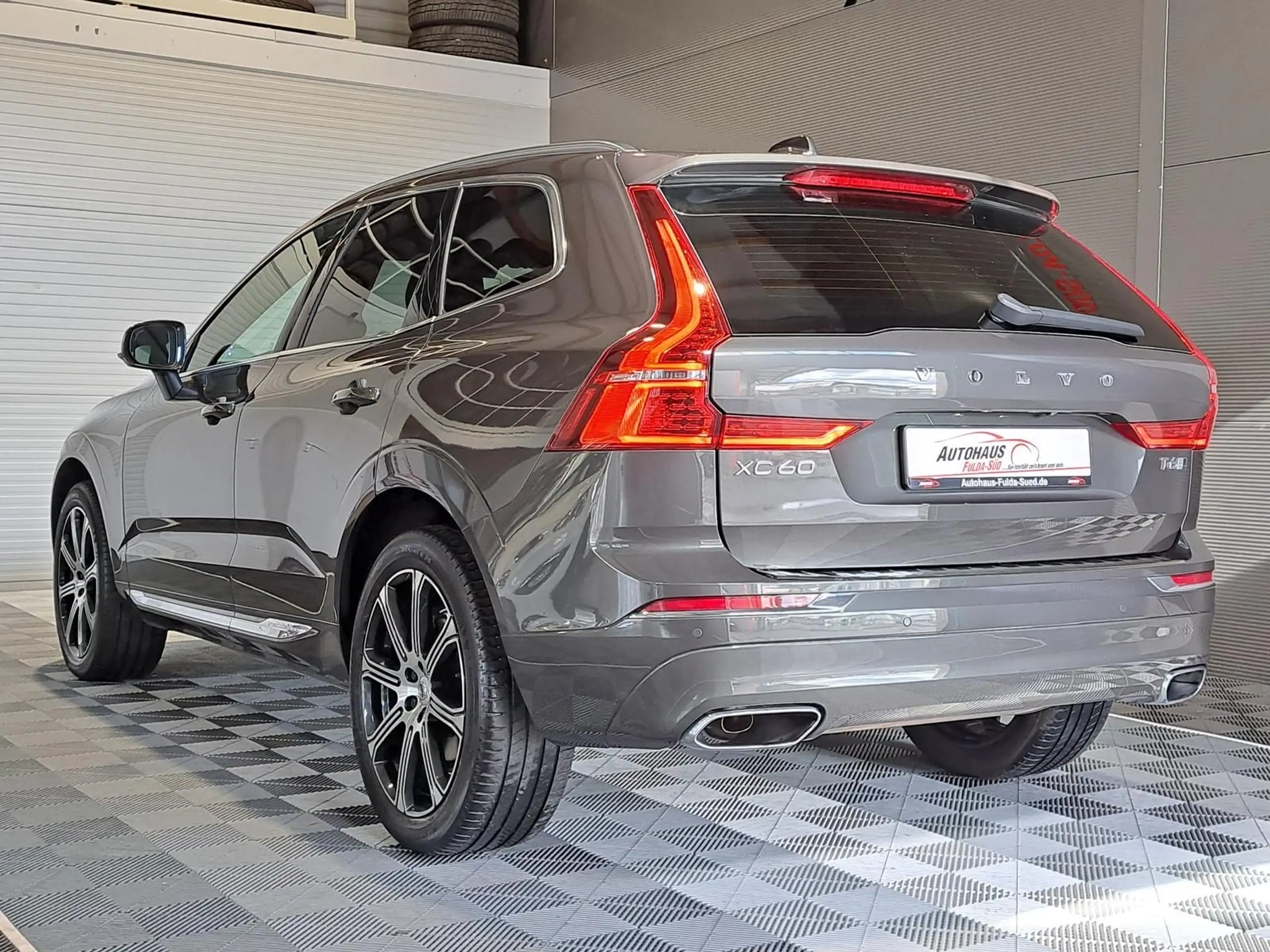 Volvo - XC60