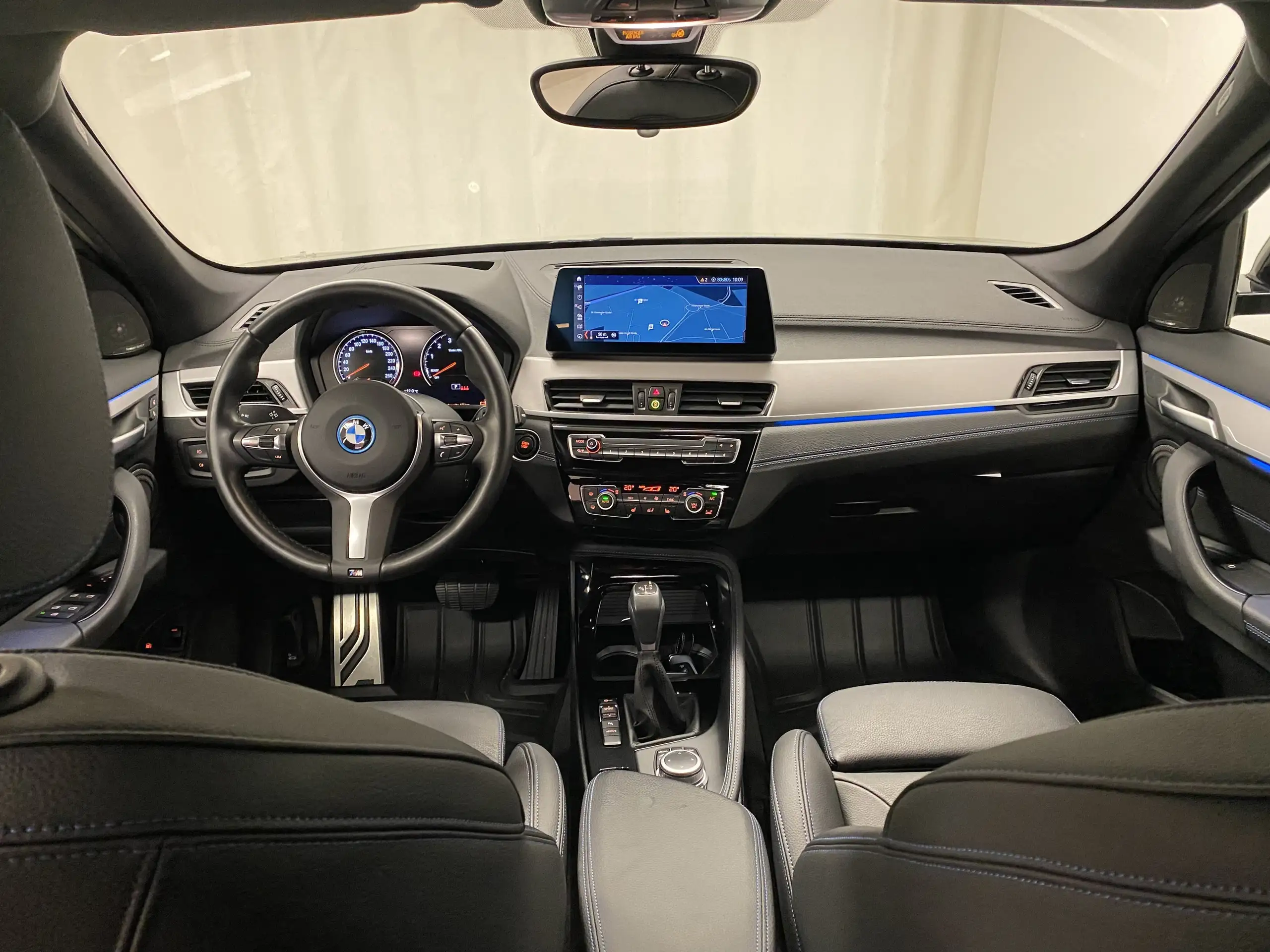 BMW - X1