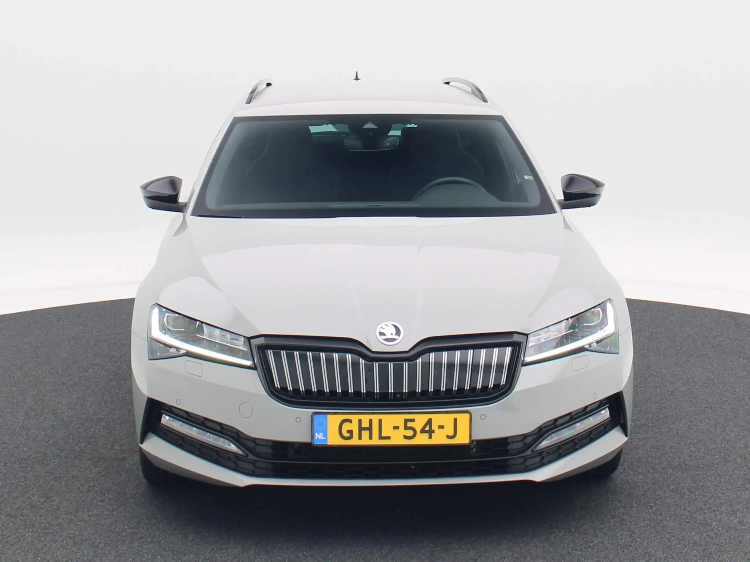 Skoda - Superb