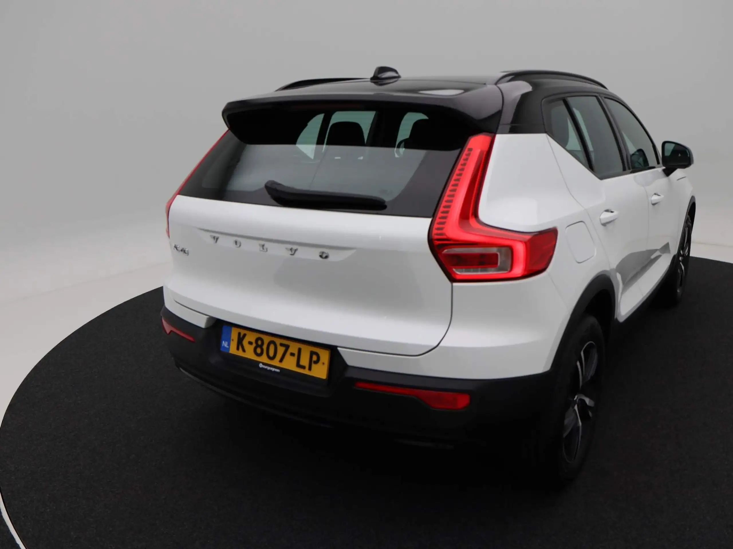 Volvo - XC40