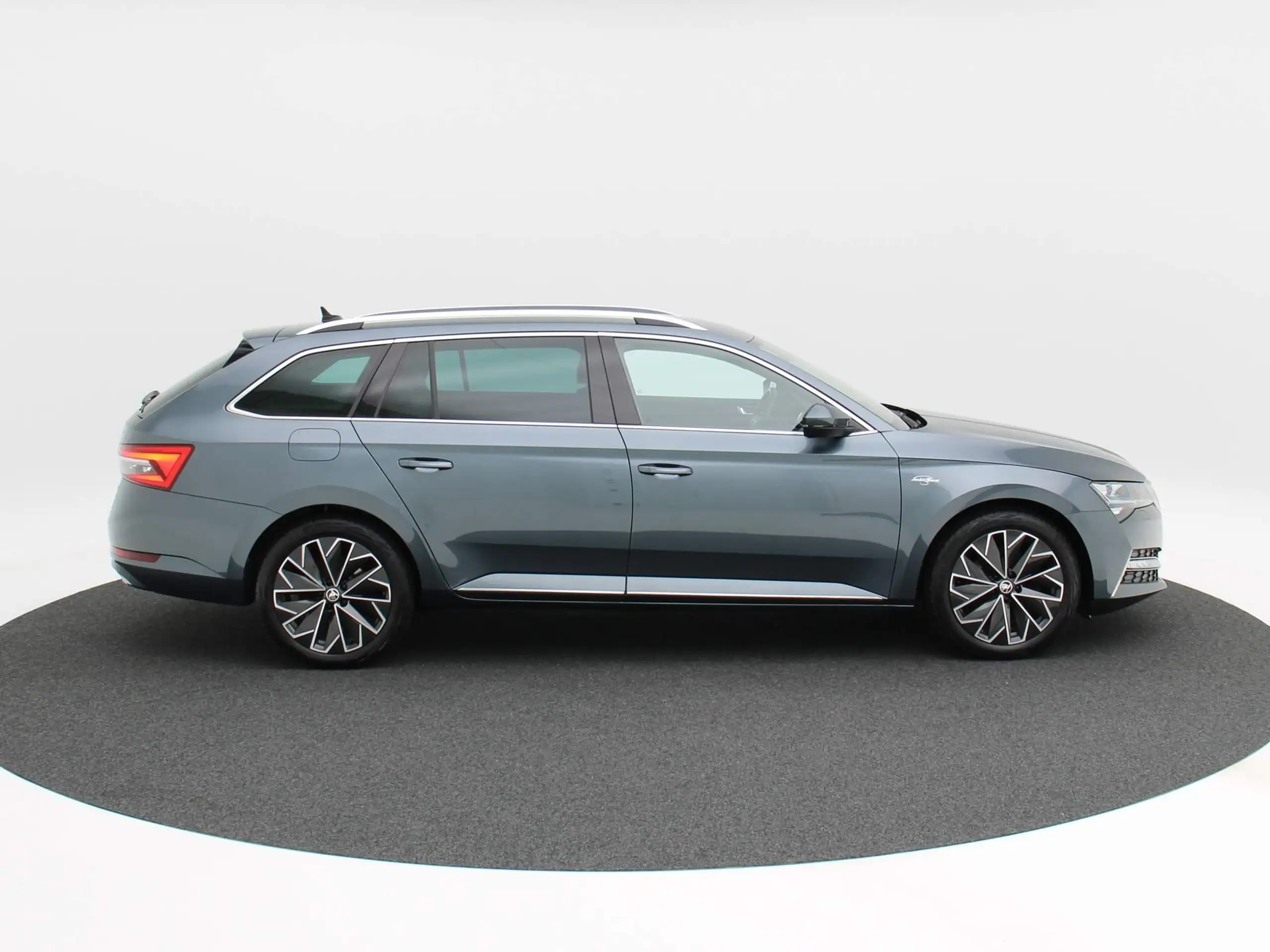 Skoda - Superb