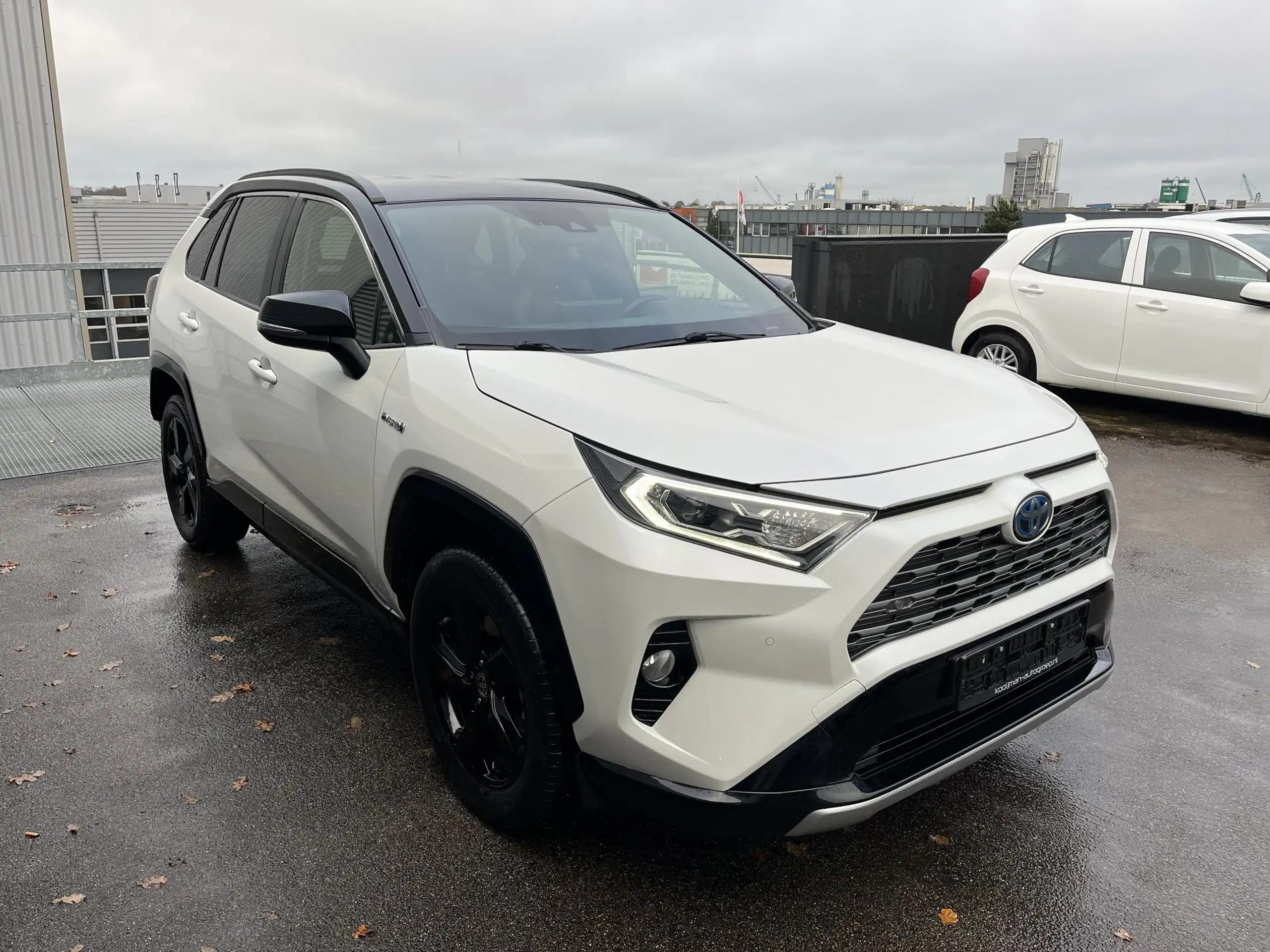 Toyota - RAV 4