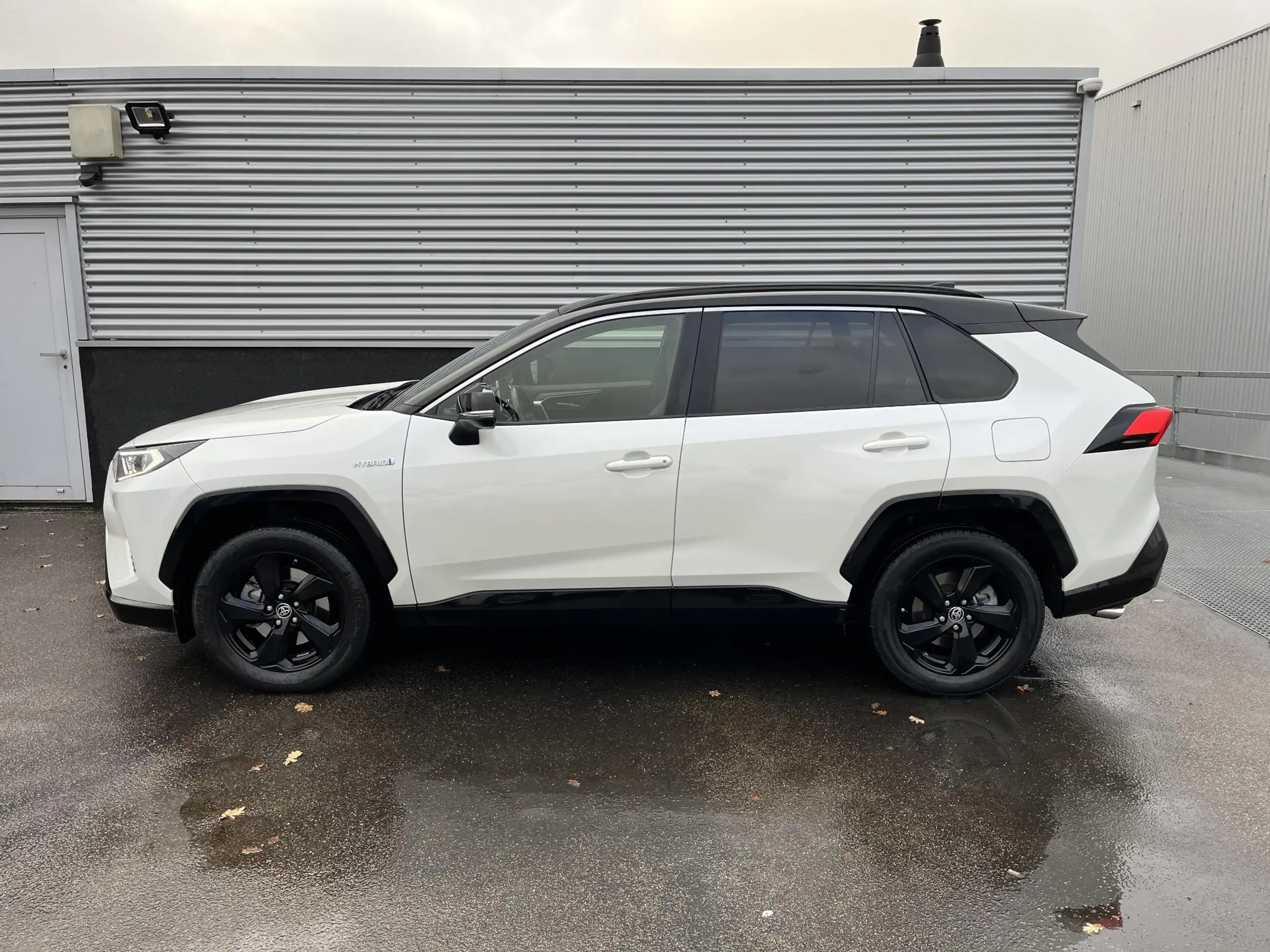 Toyota - RAV 4