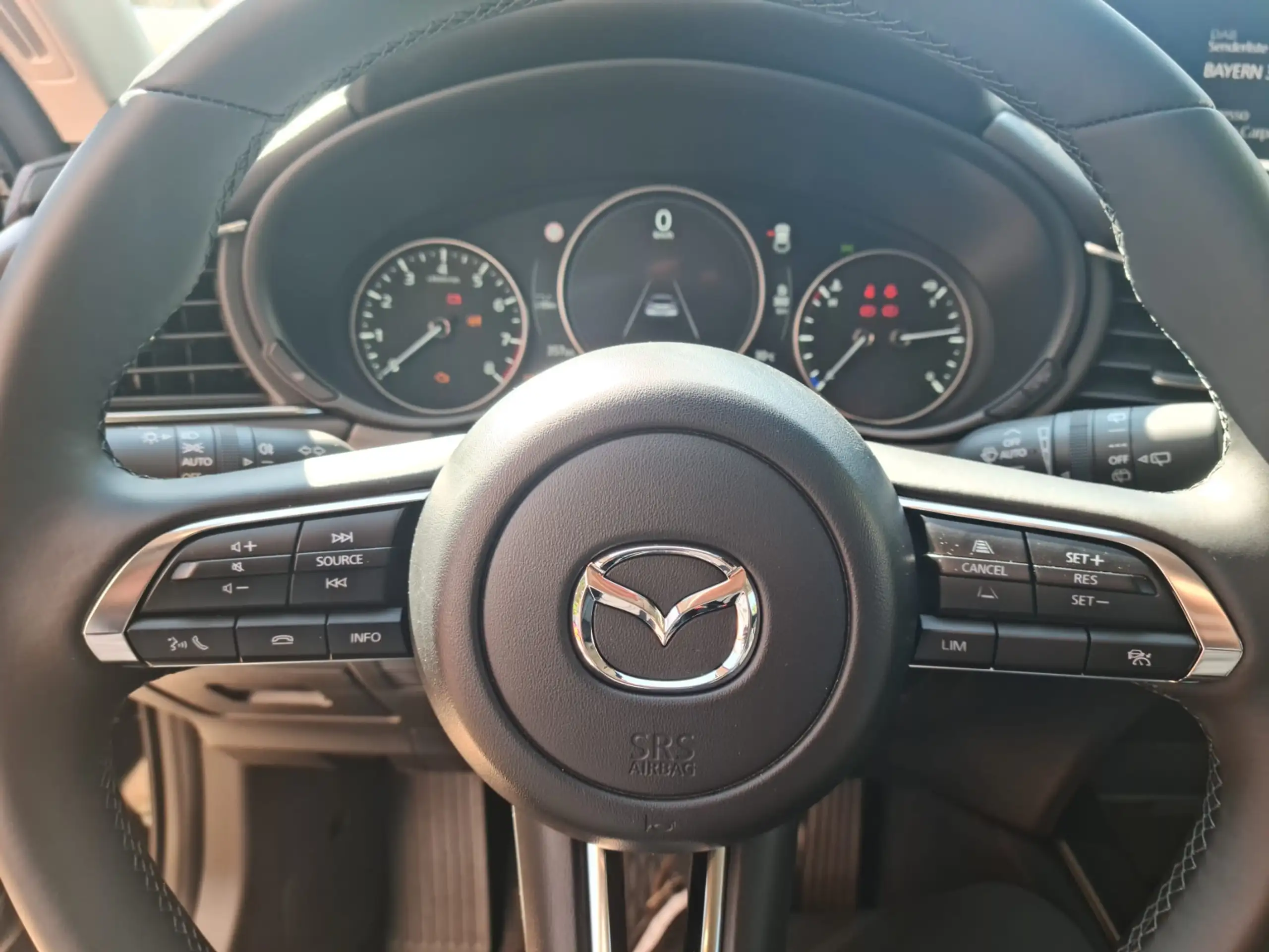 Mazda - CX-30