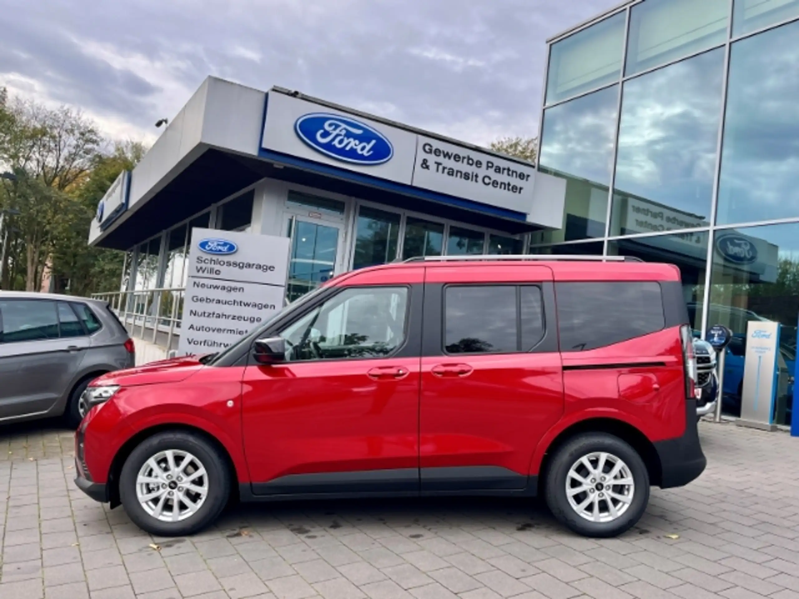 Ford - Tourneo Courier