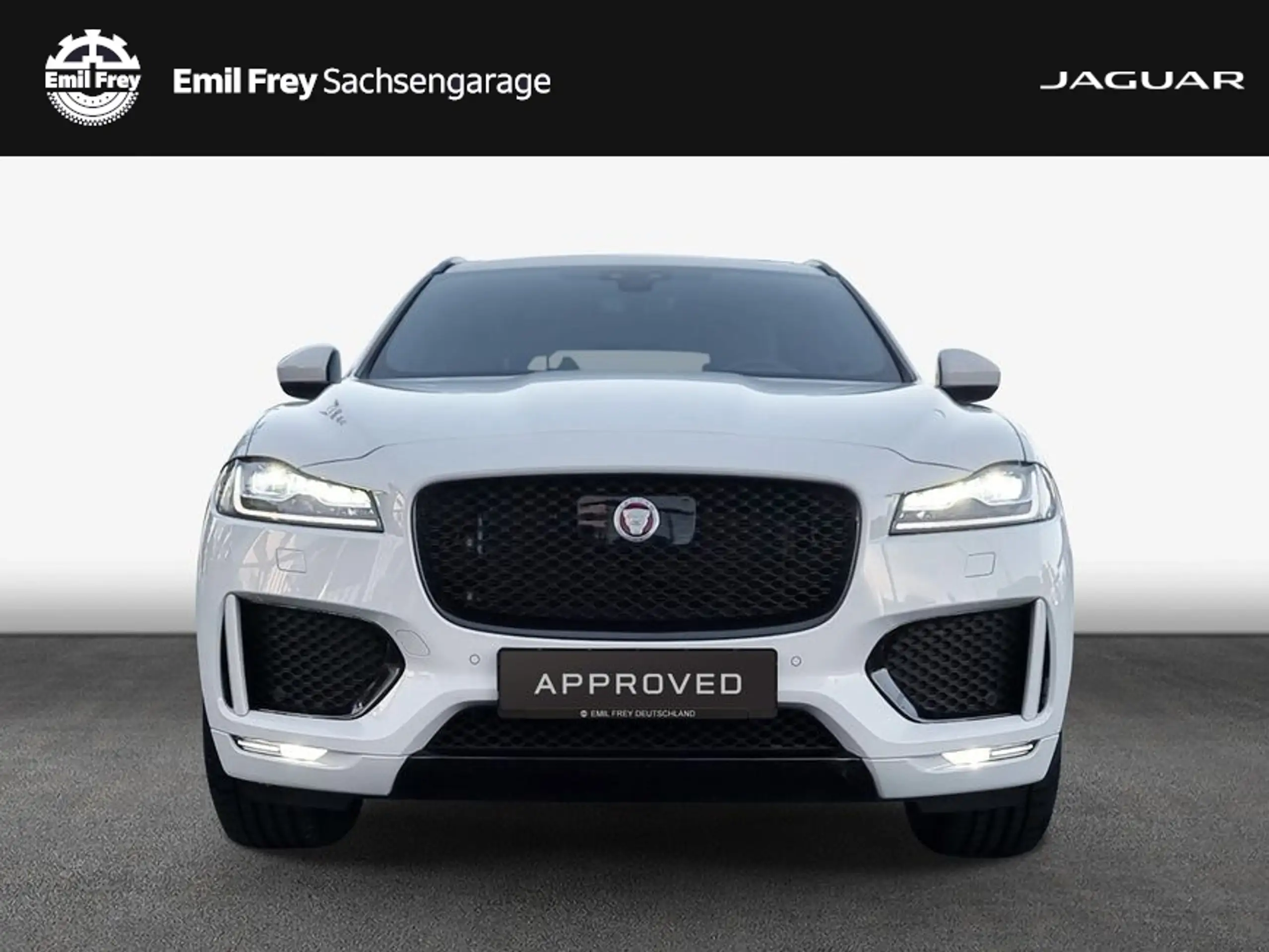 Jaguar - F-Pace