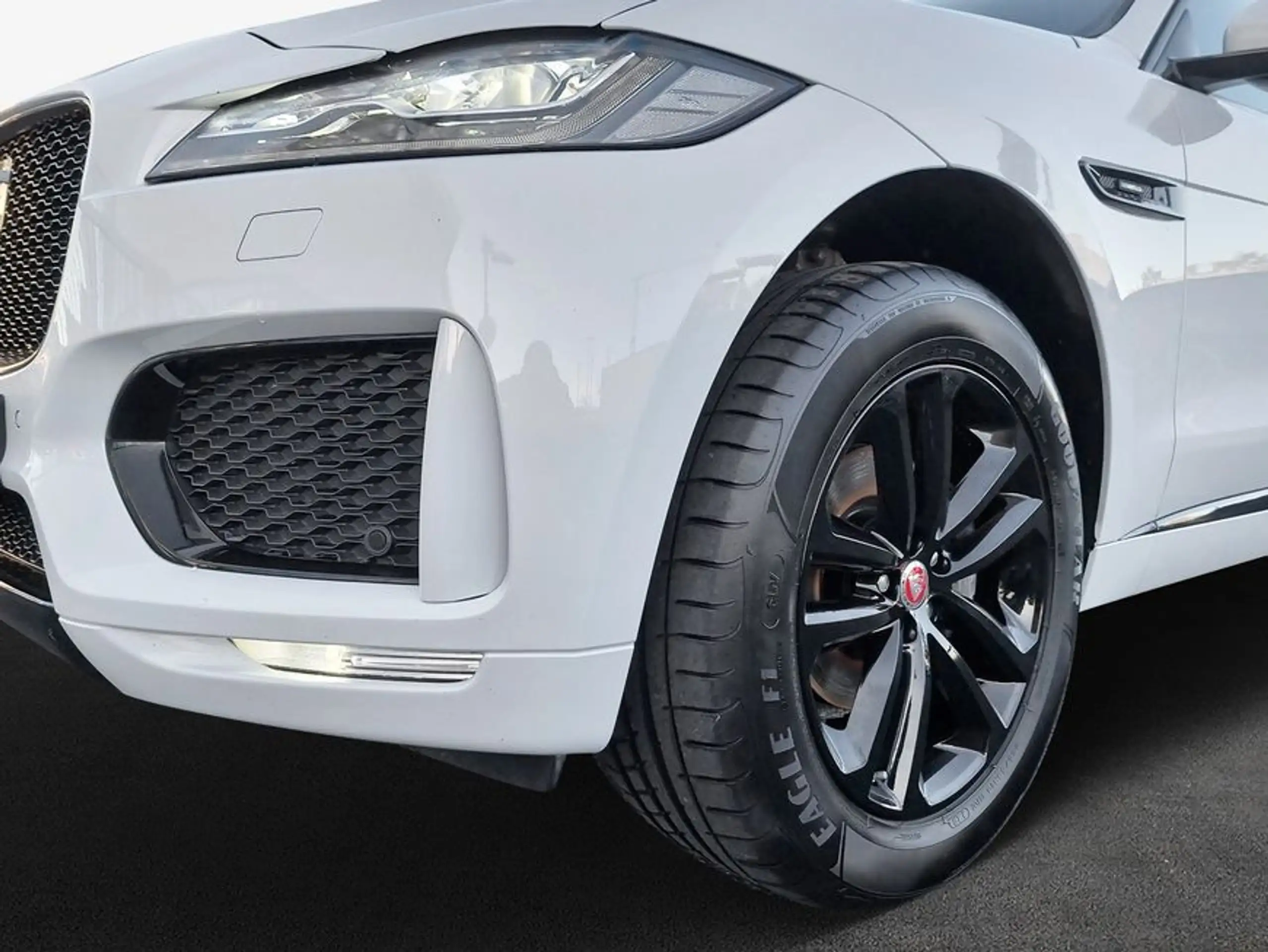 Jaguar - F-Pace