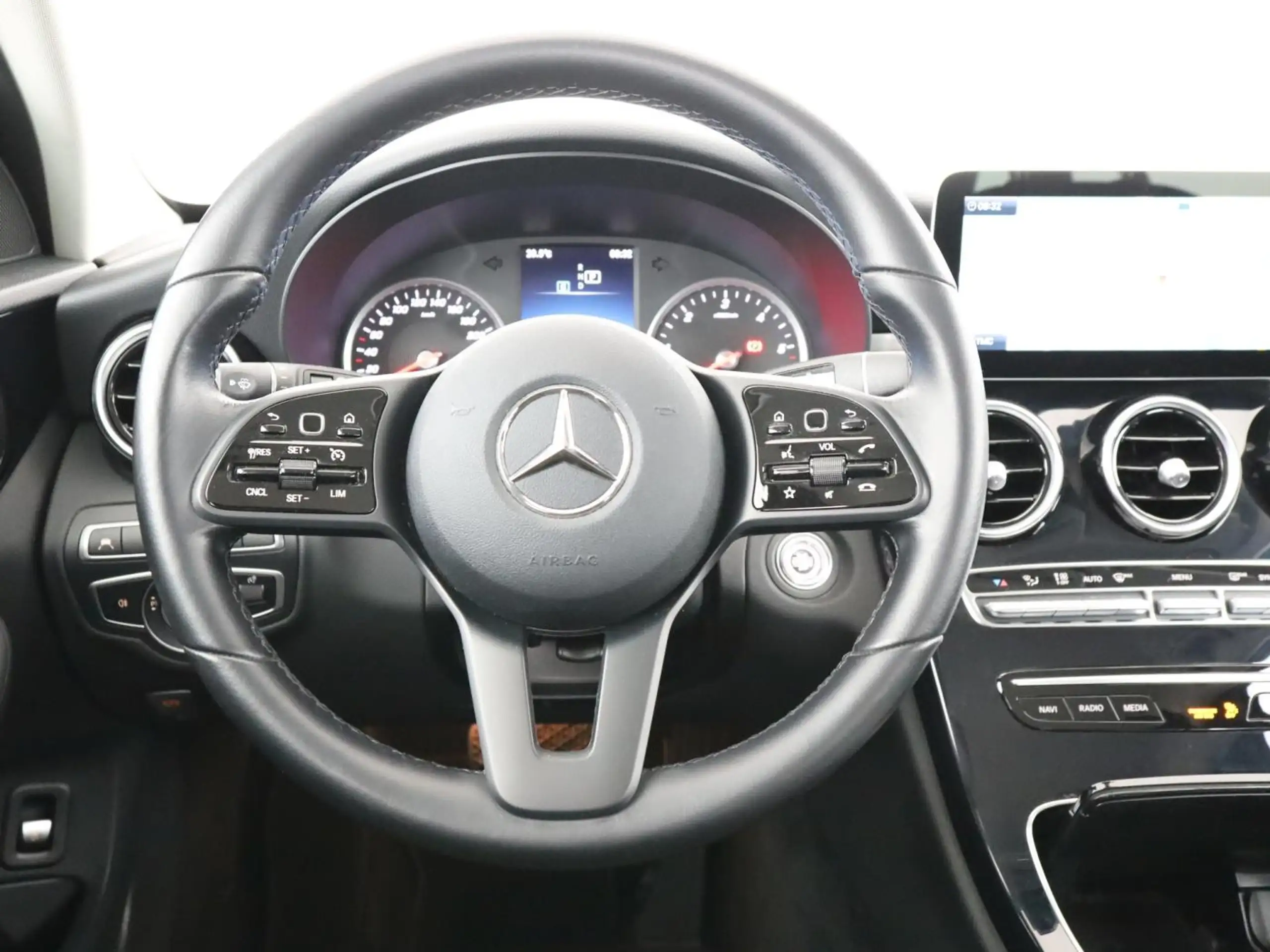 Mercedes-Benz - C 220