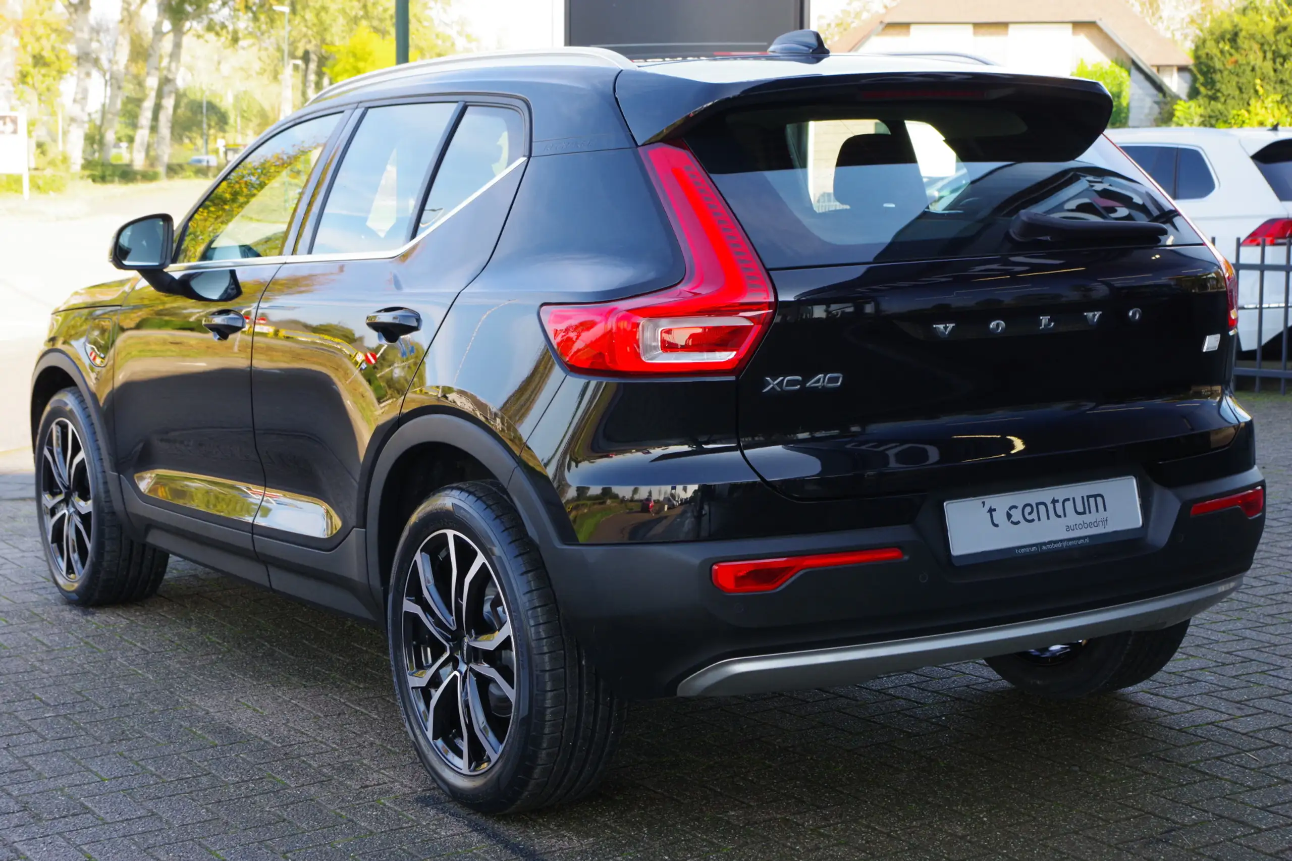 Volvo - XC40