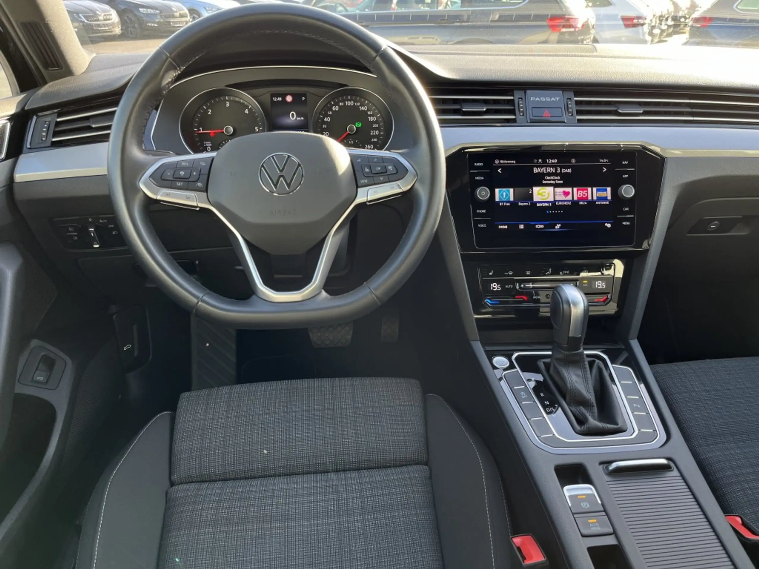 Volkswagen - Passat Variant