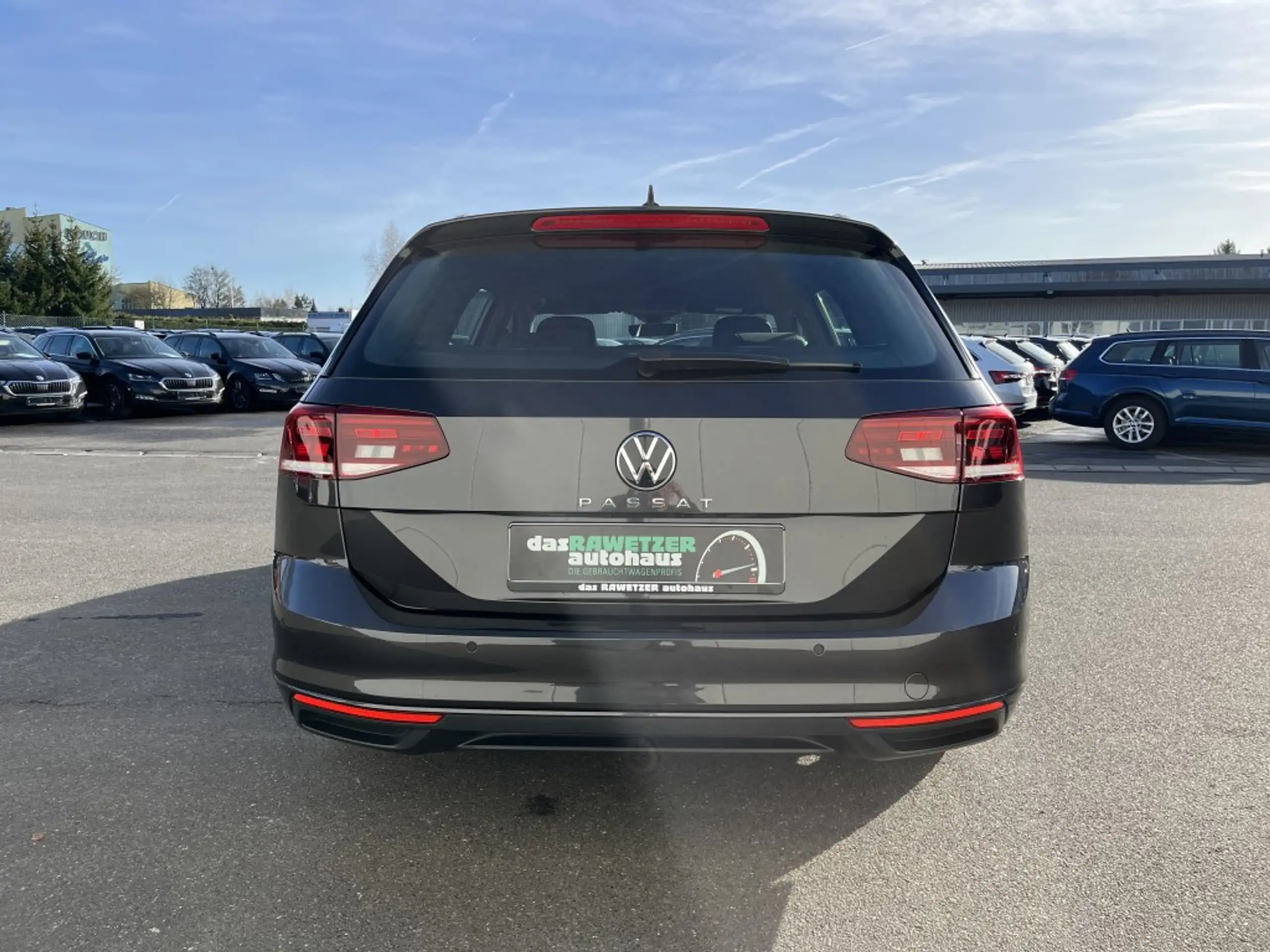 Volkswagen - Passat Variant