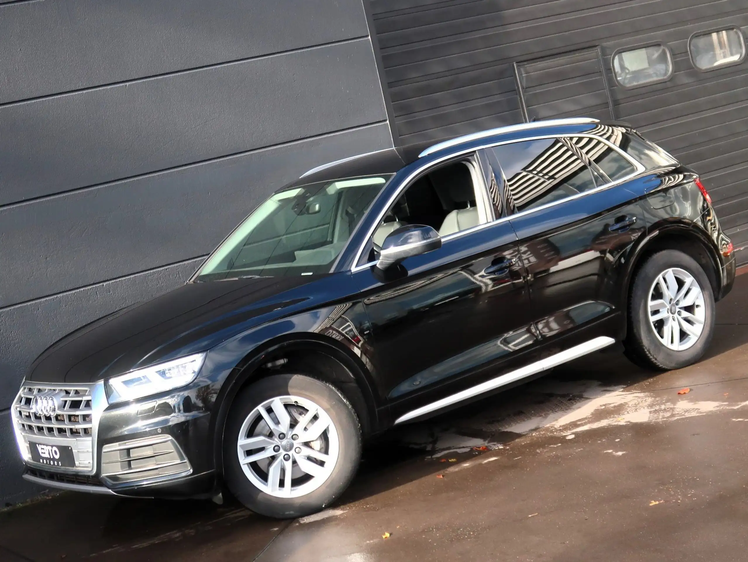 Audi - Q5