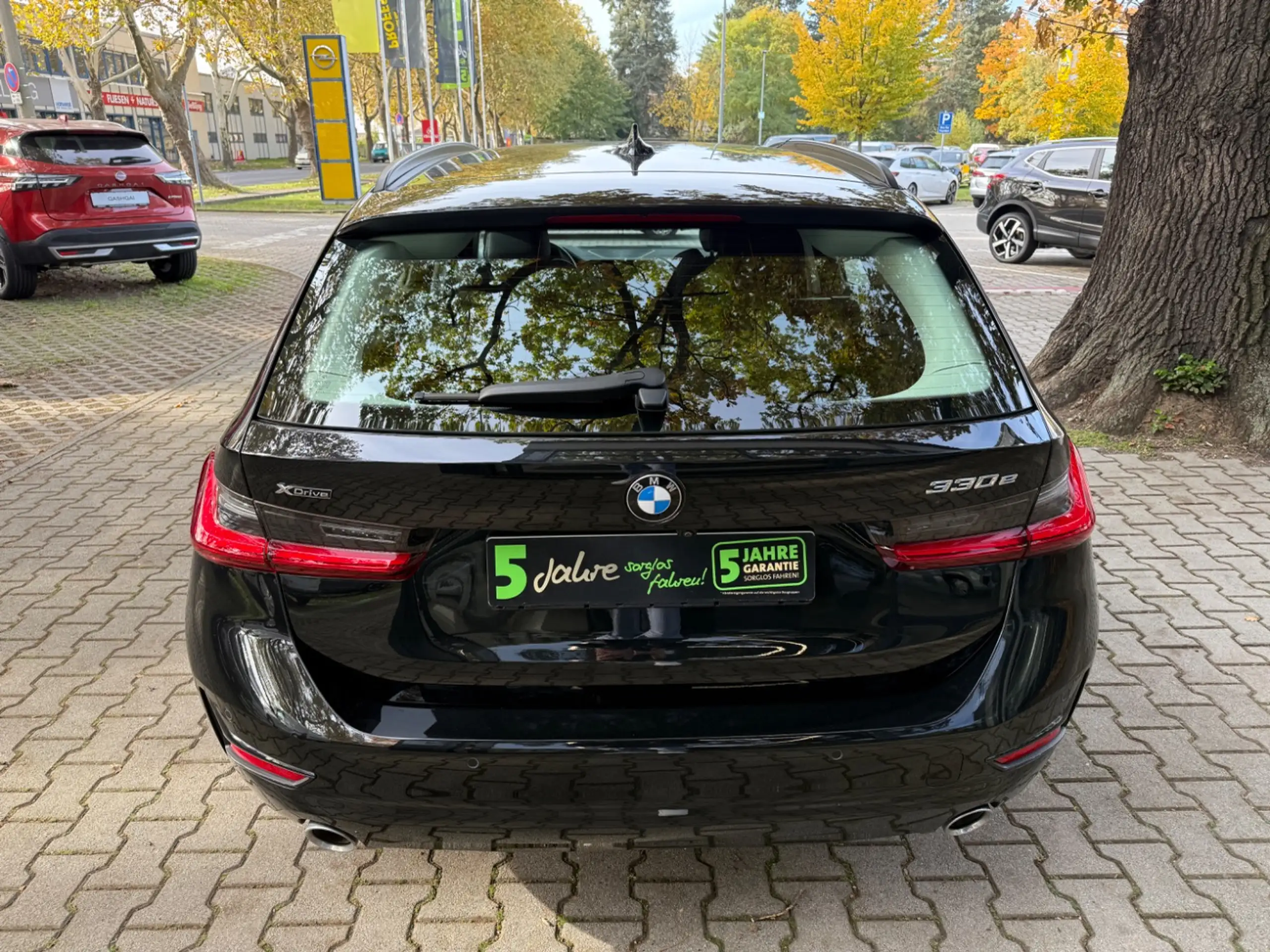 BMW - 330