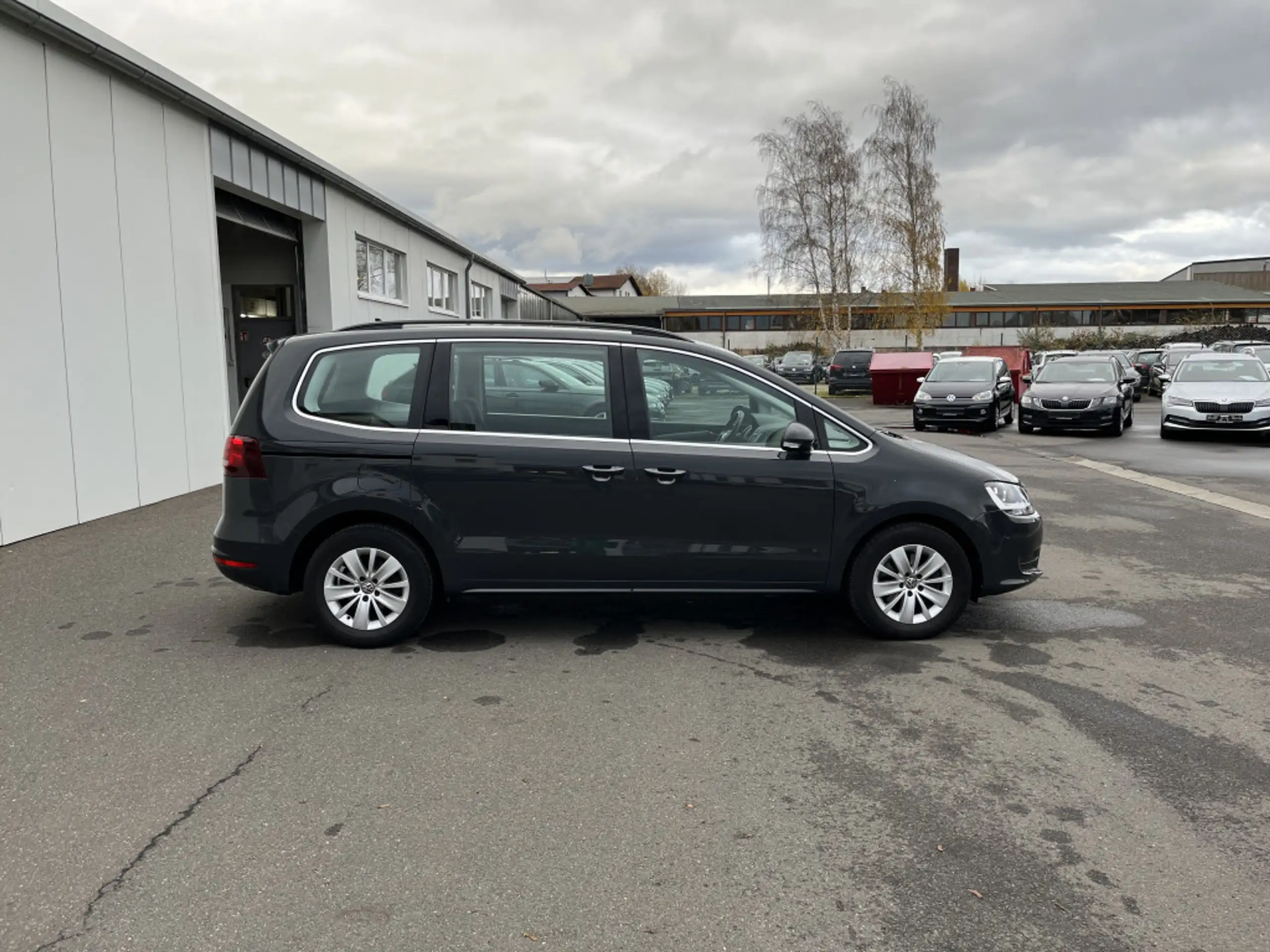 Volkswagen - Sharan