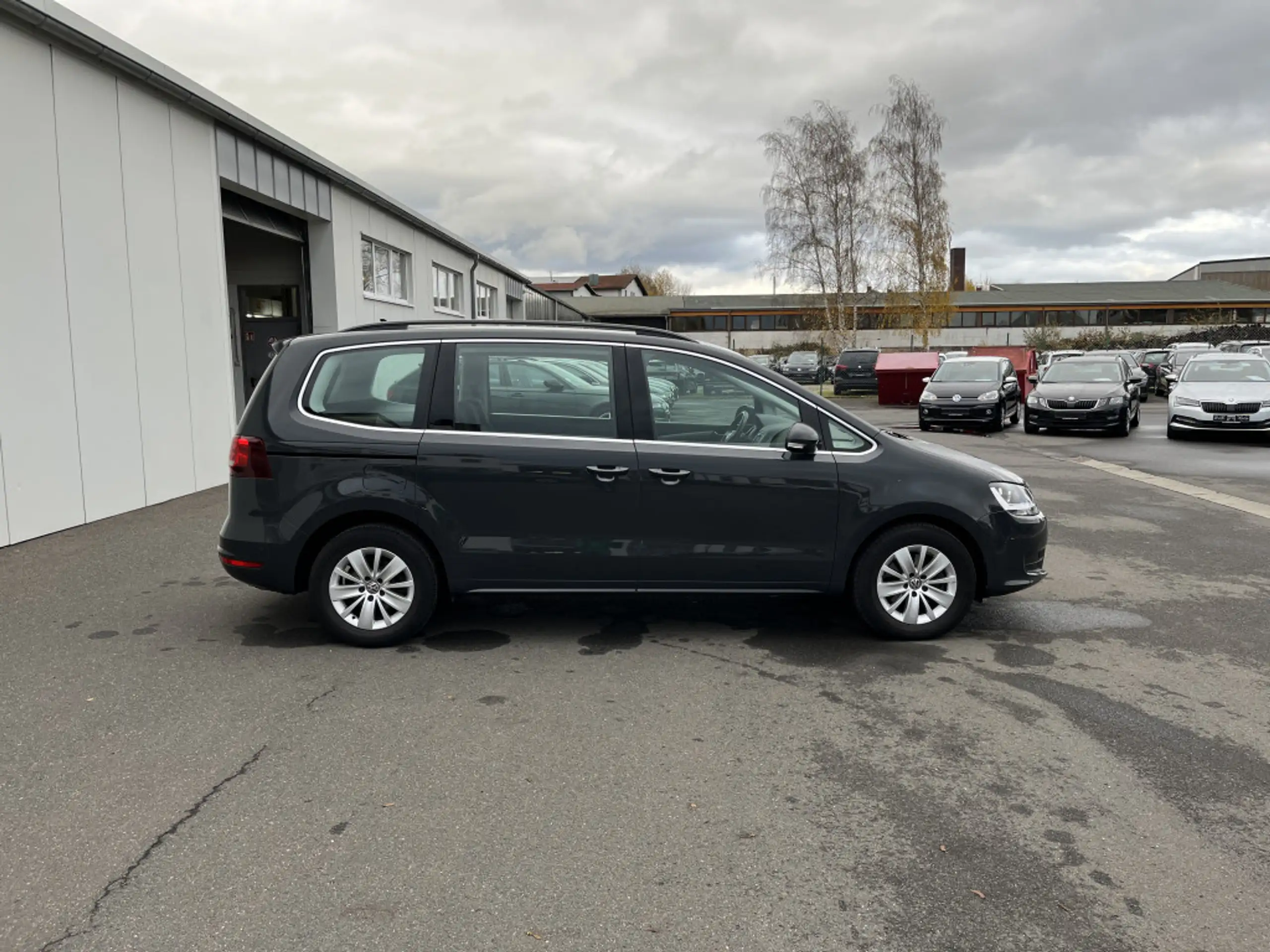 Volkswagen - Sharan