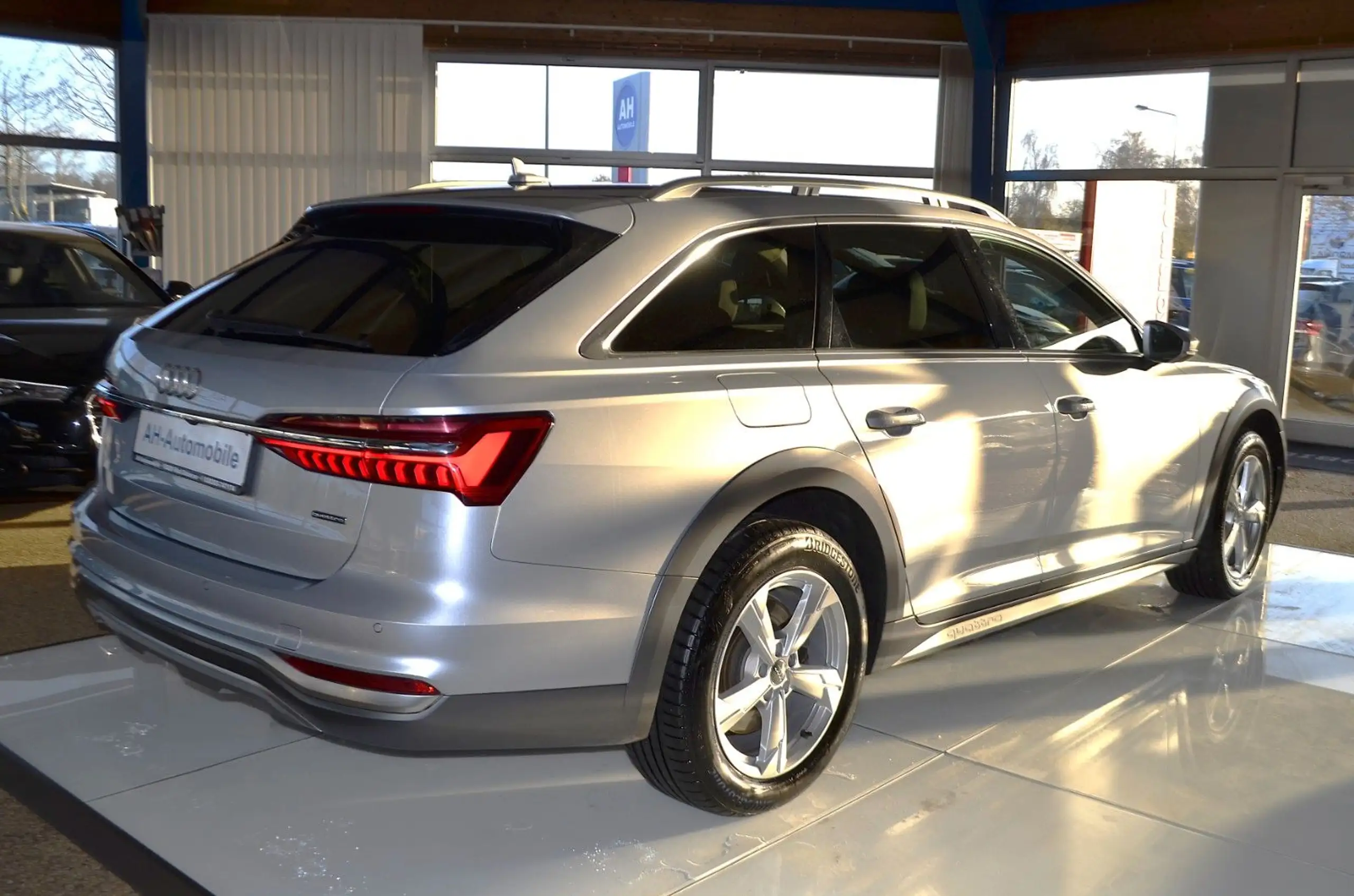 Audi - A6 allroad