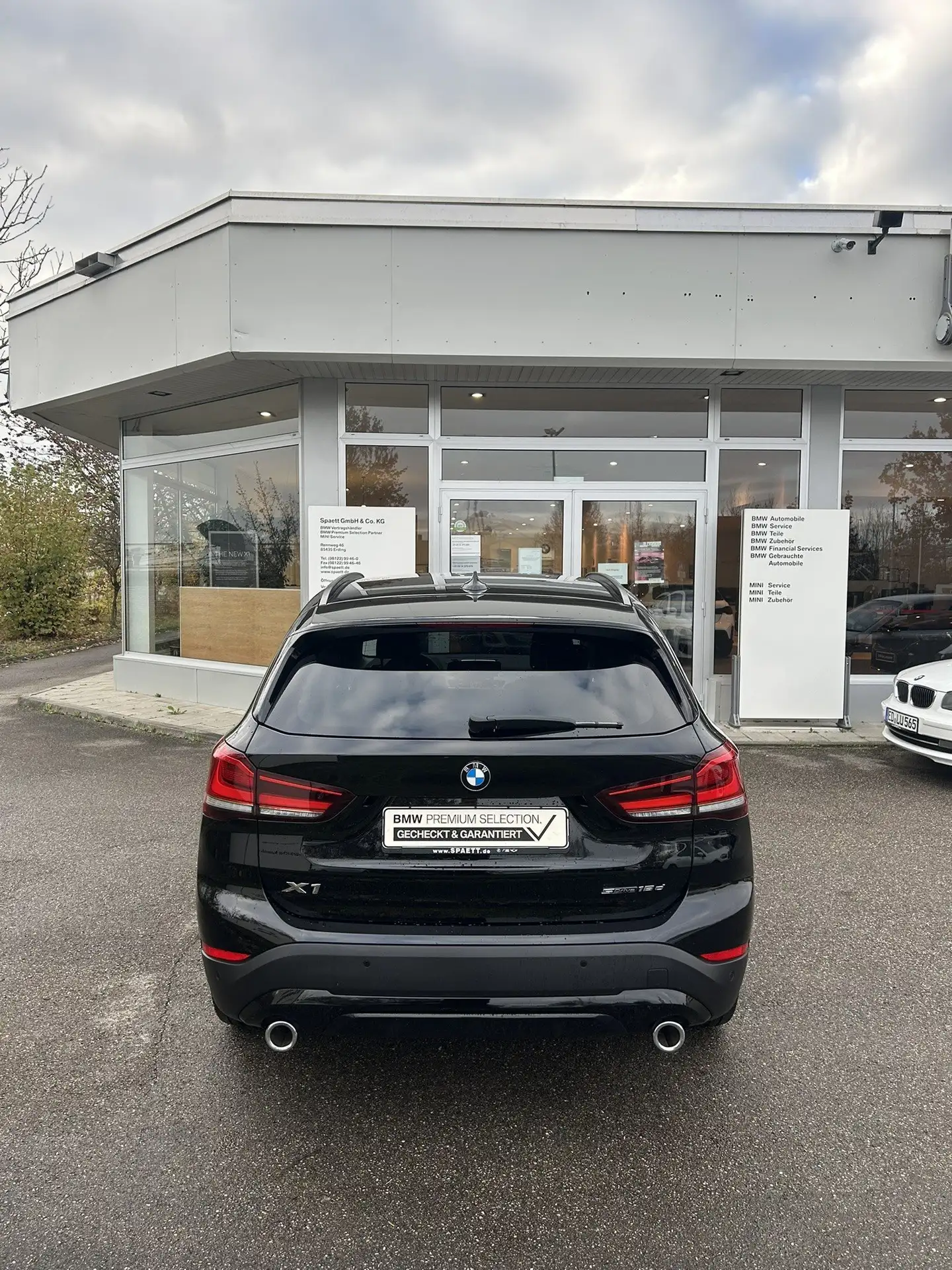 BMW - X1