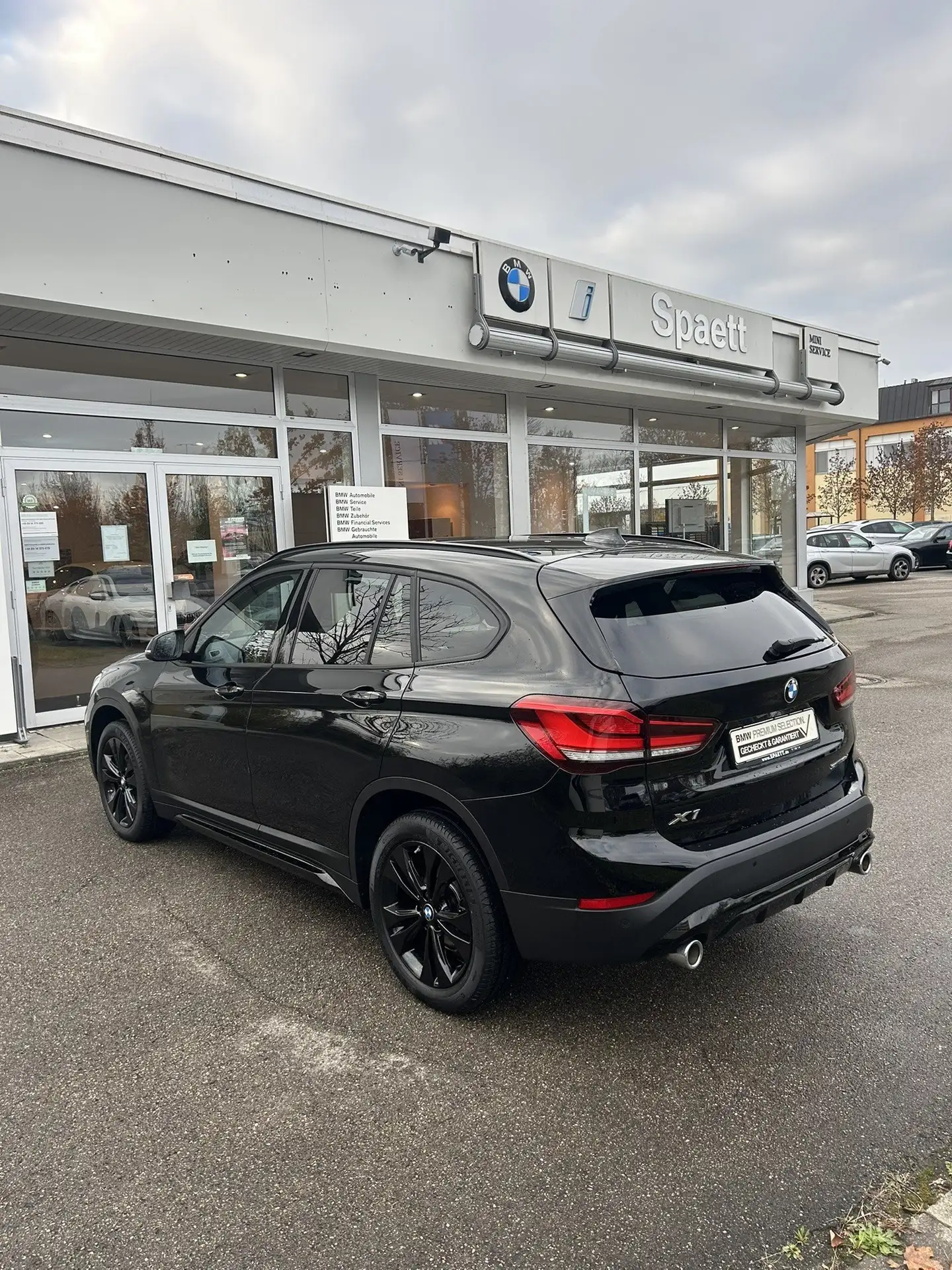 BMW - X1