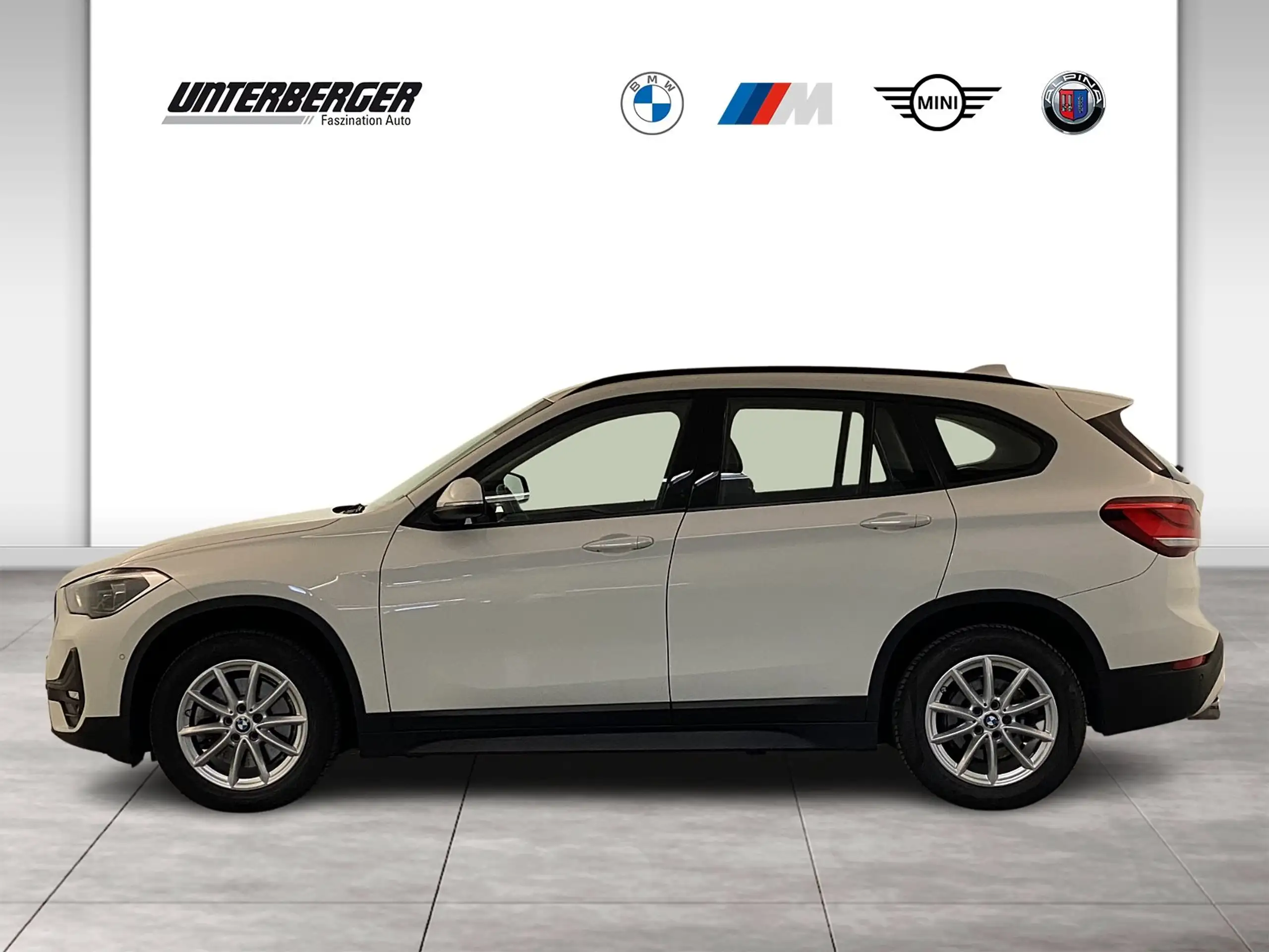 BMW - X1