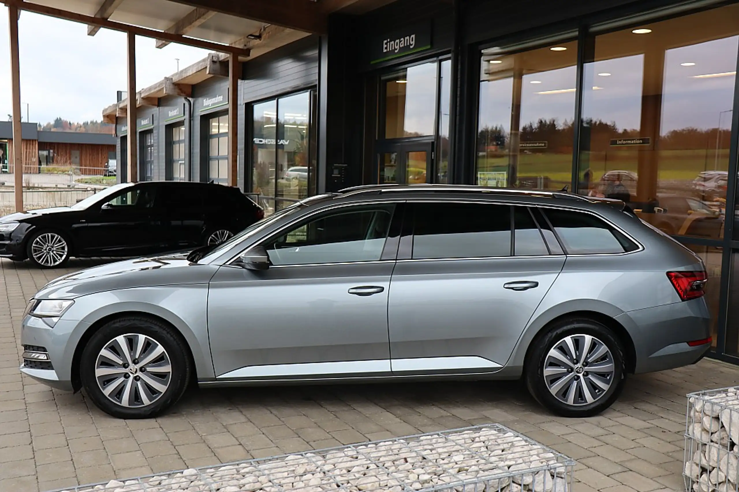 Skoda - Superb