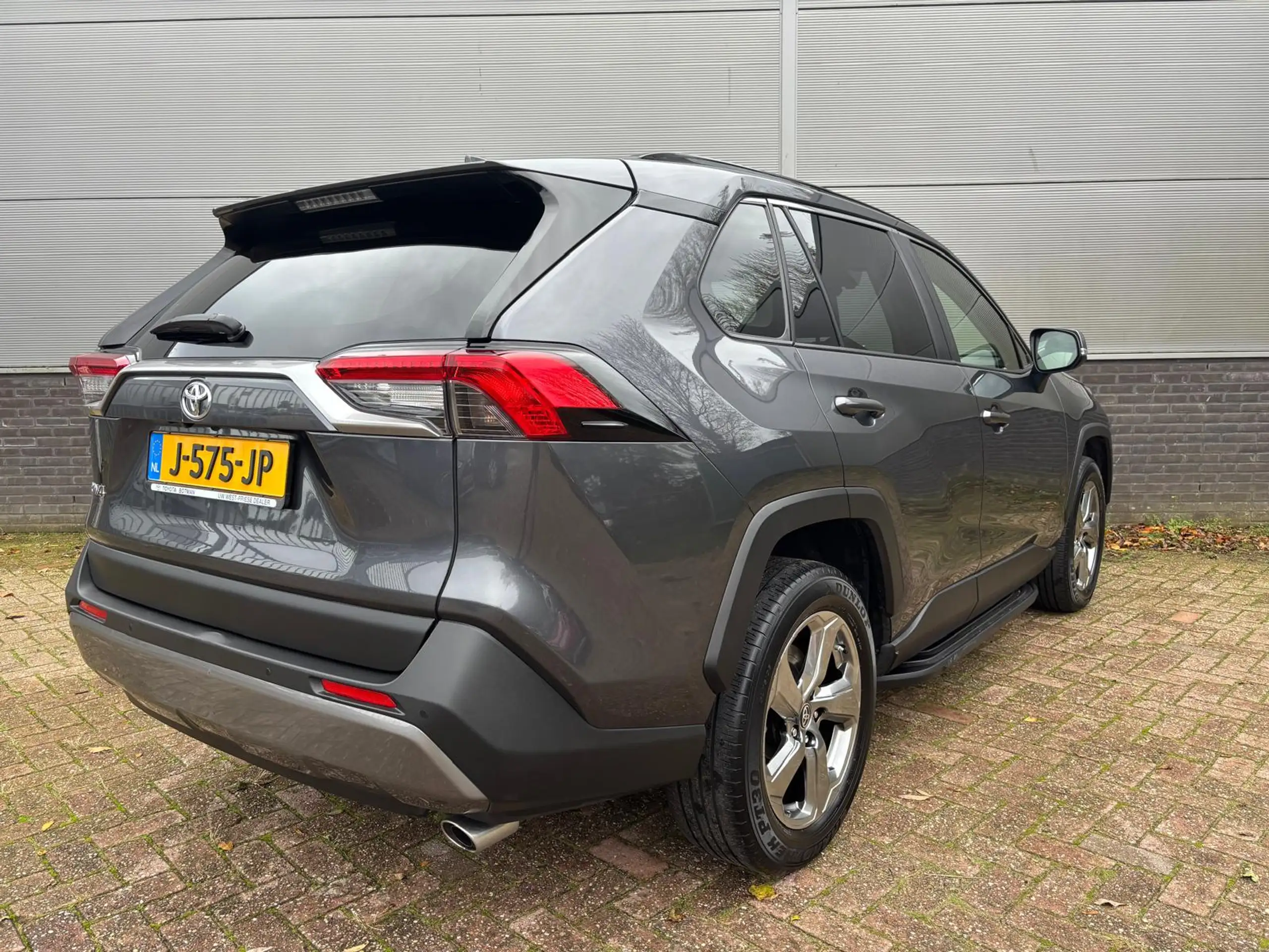 Toyota - RAV 4