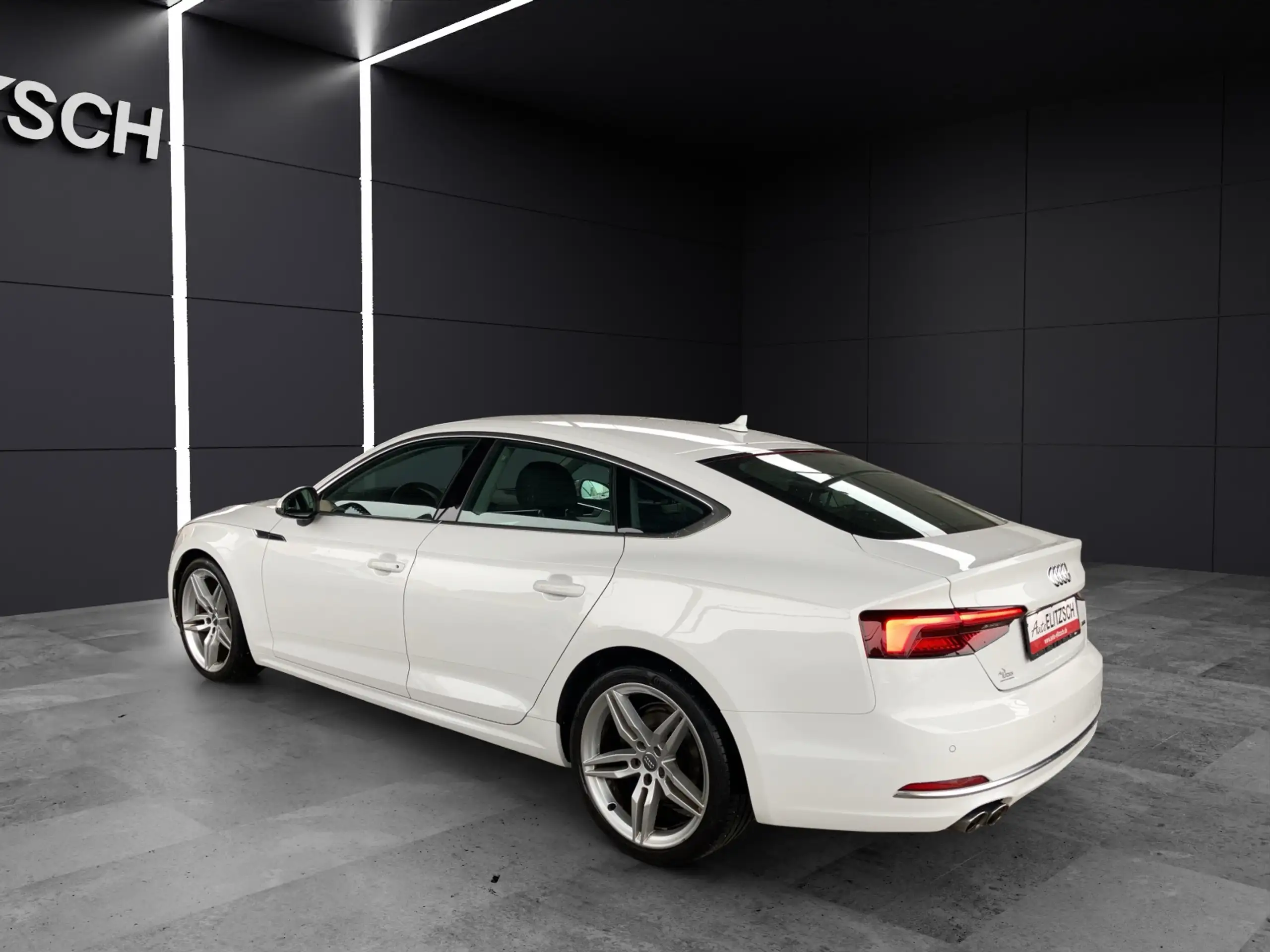 Audi - A5