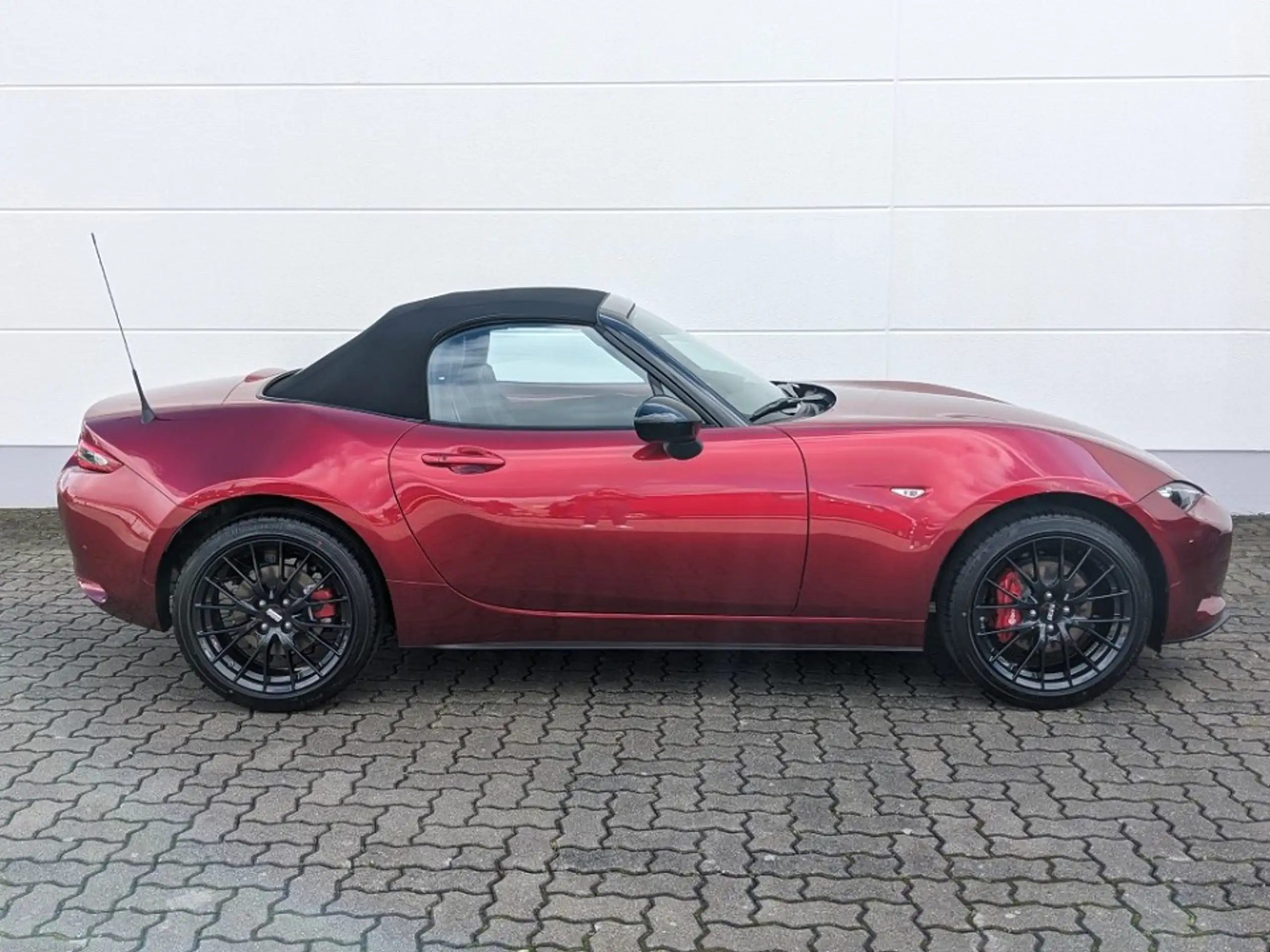 Mazda - MX-5