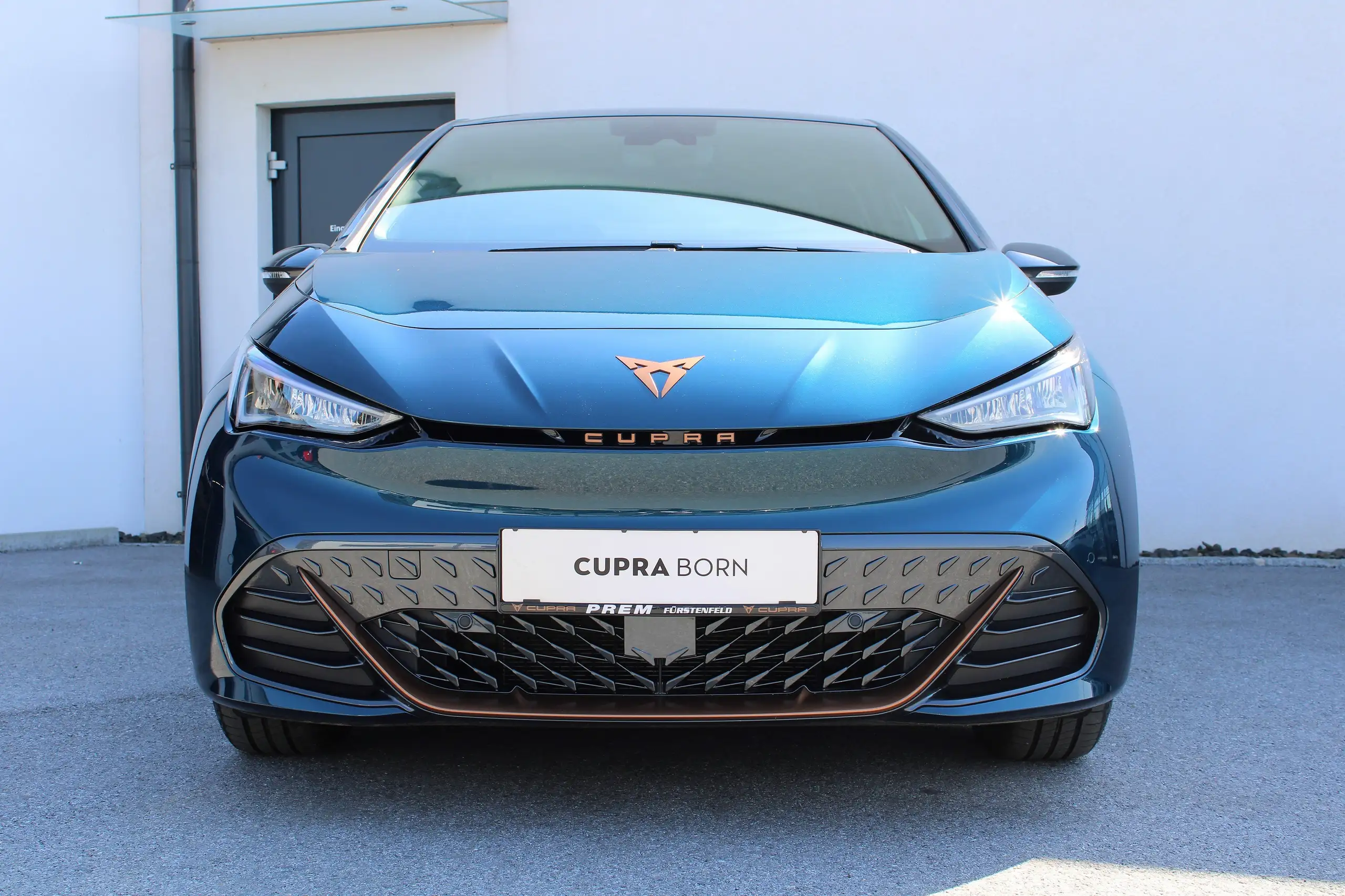 CUPRA - Born