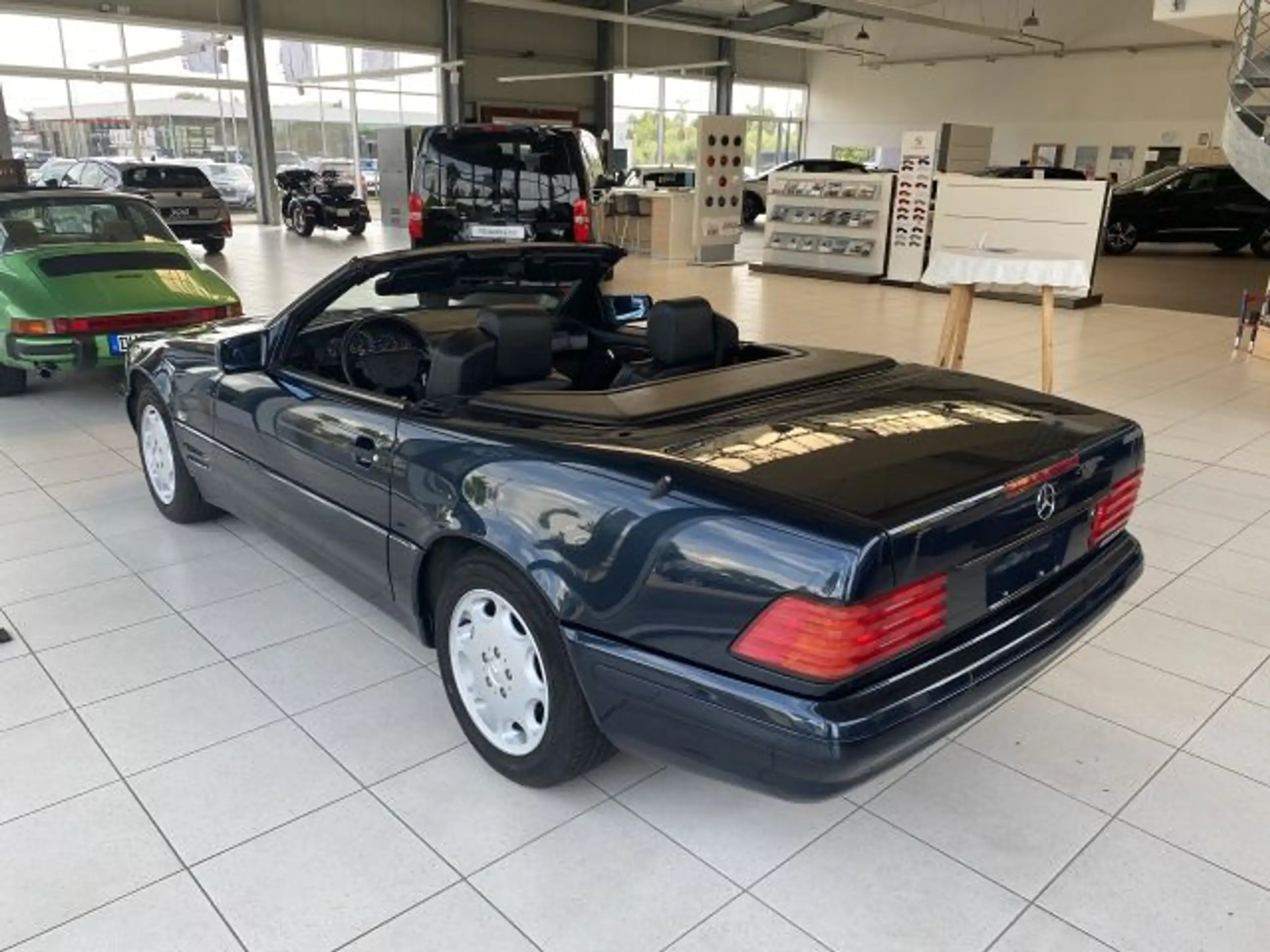 Mercedes-Benz - SL 500