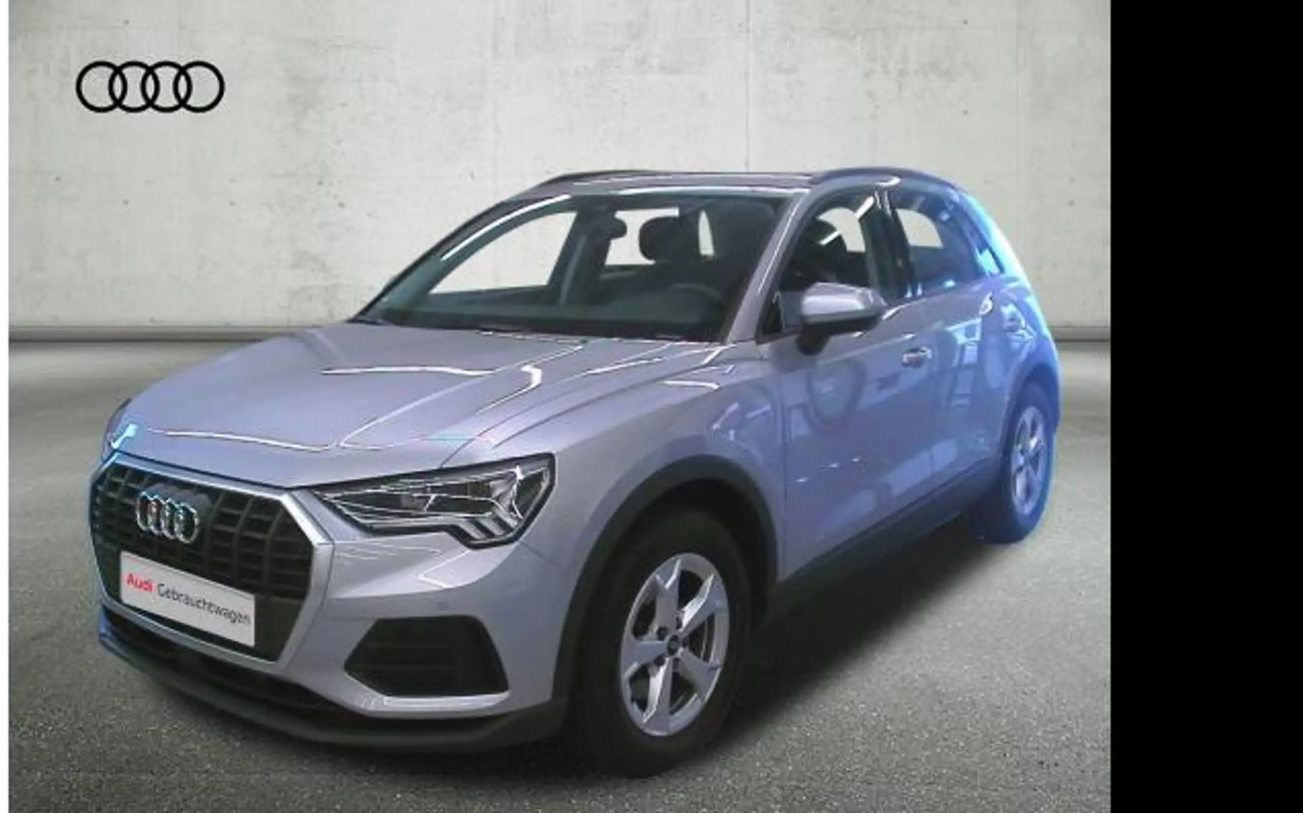 Audi - Q3