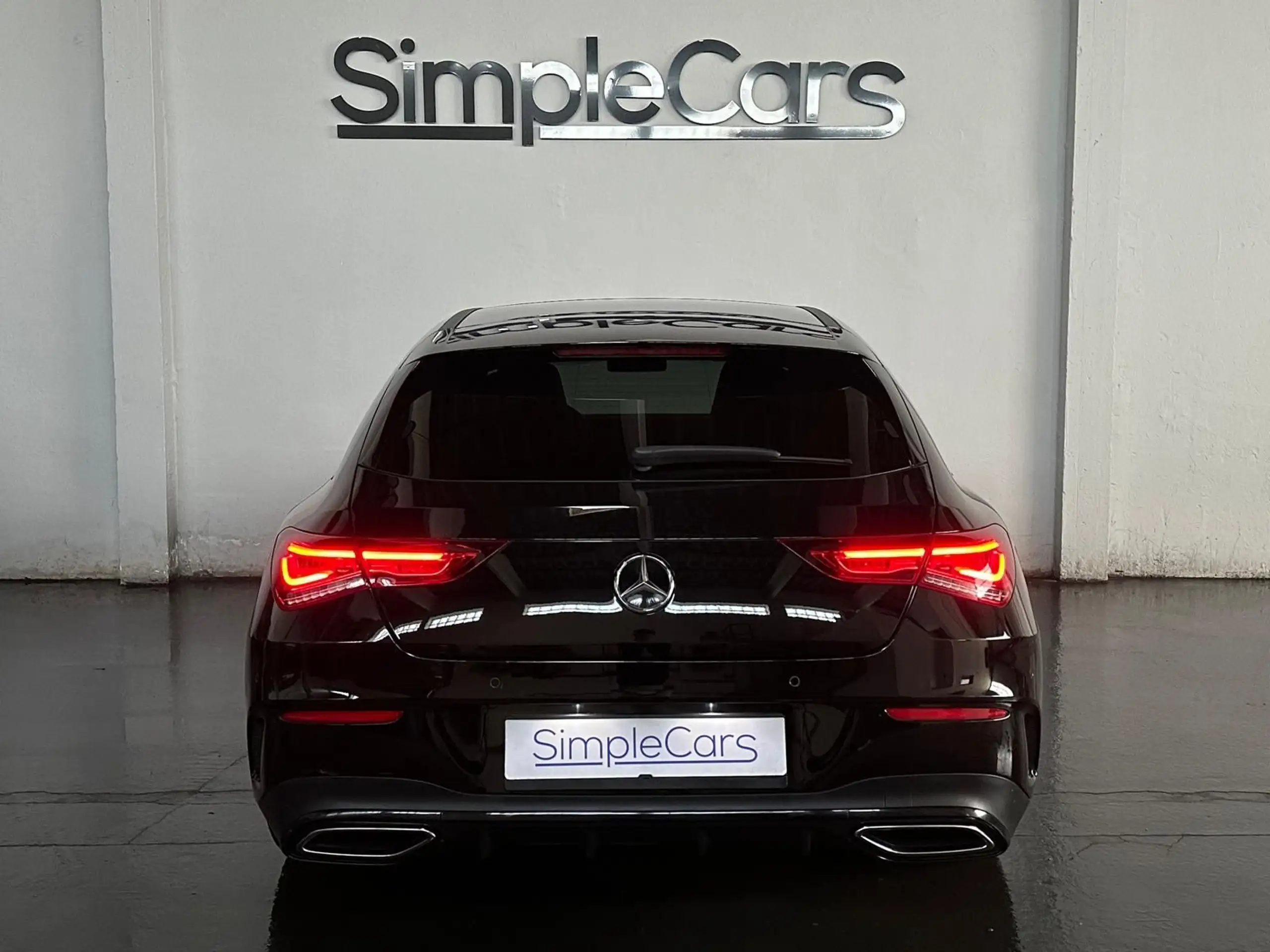 Mercedes-Benz - CLA 220