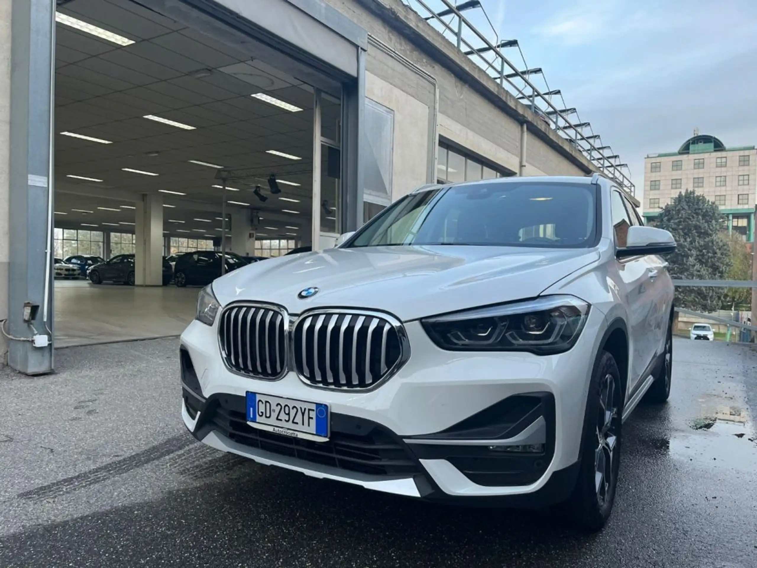 BMW - X1