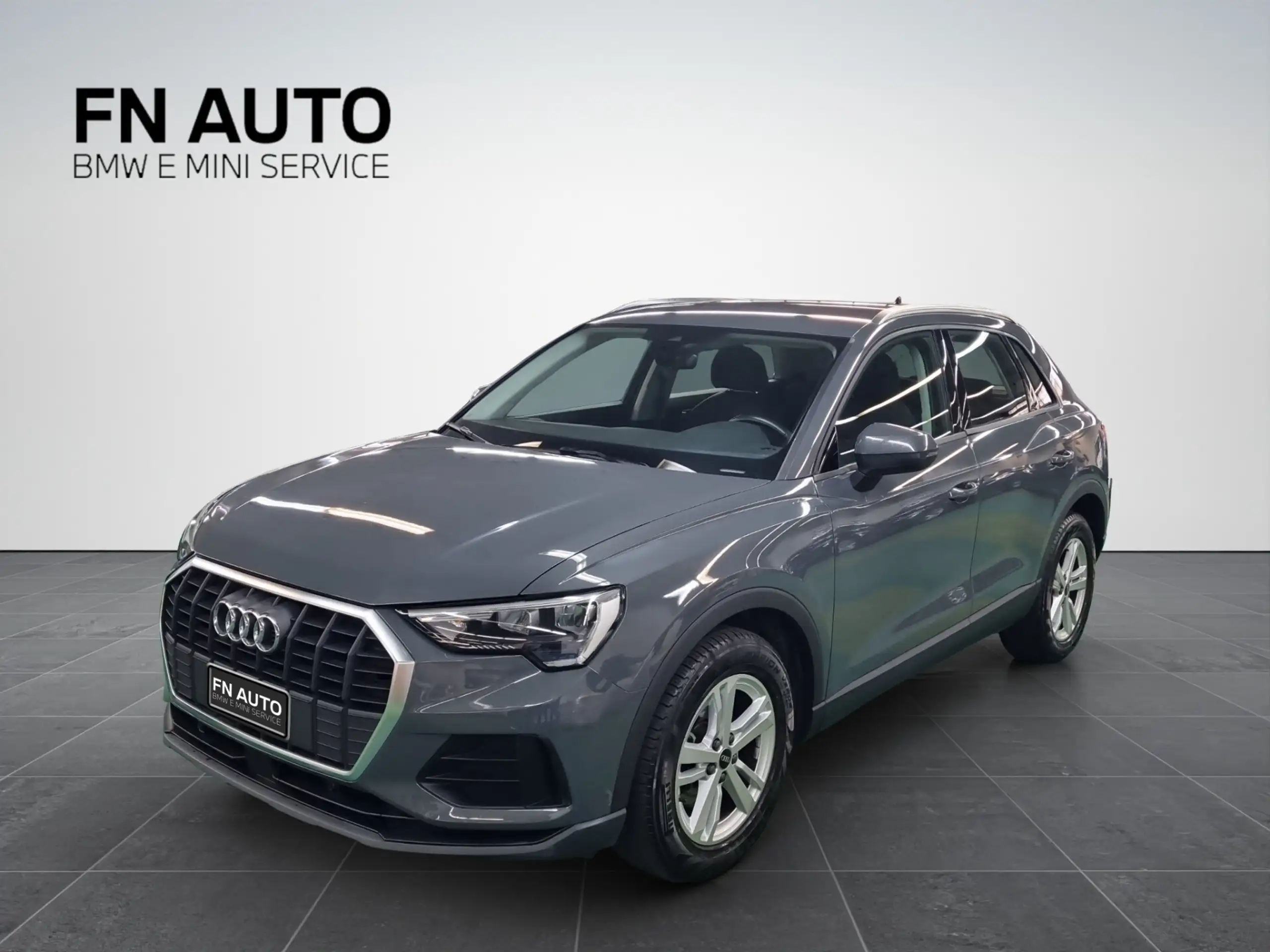 Audi - Q3