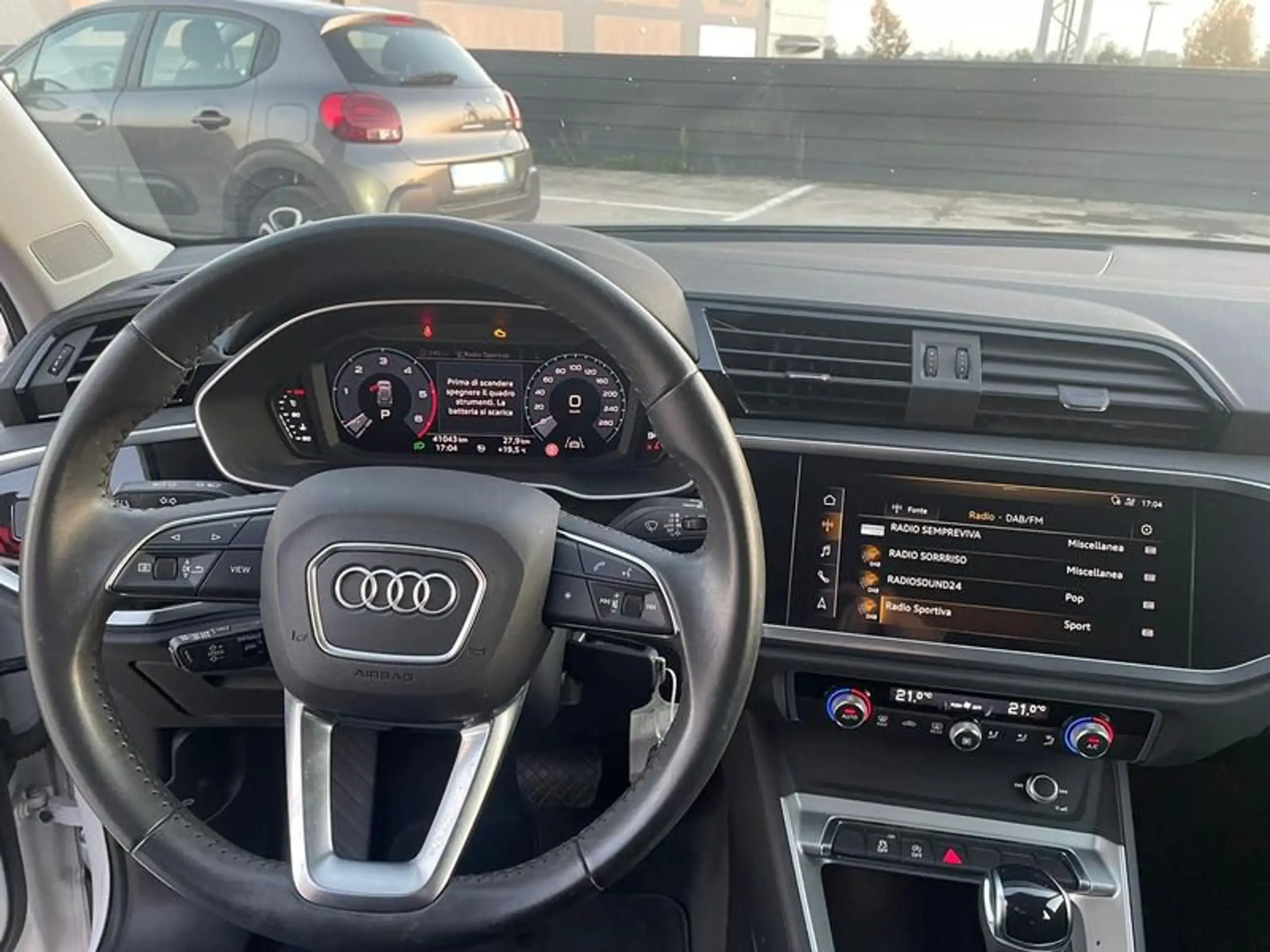 Audi - Q3