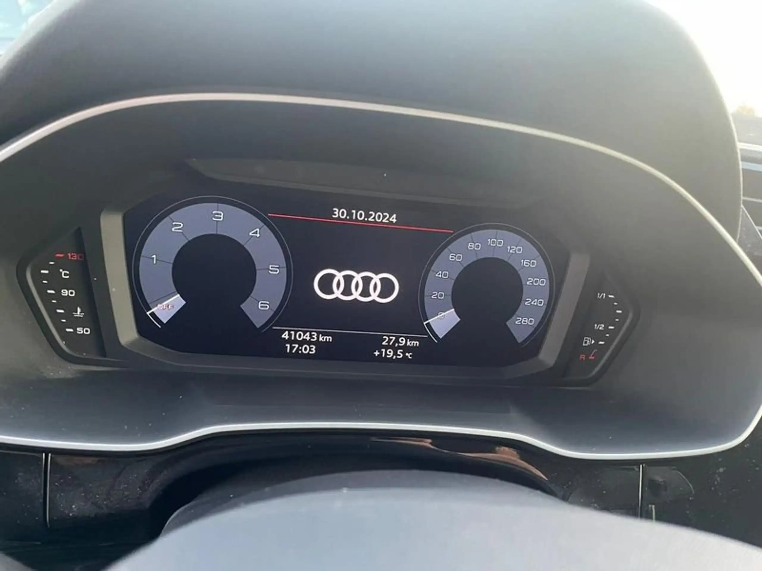 Audi - Q3