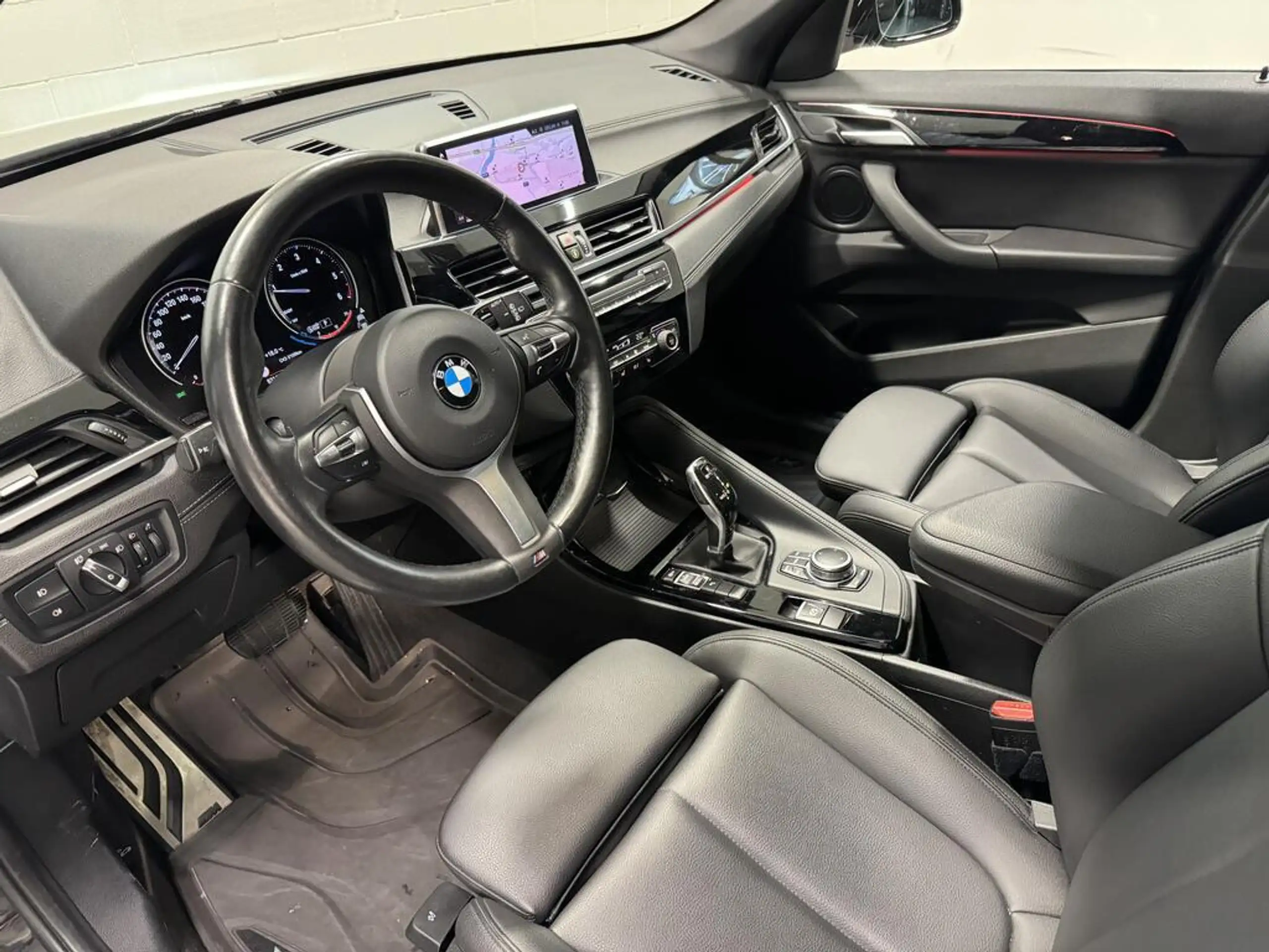 BMW - X1